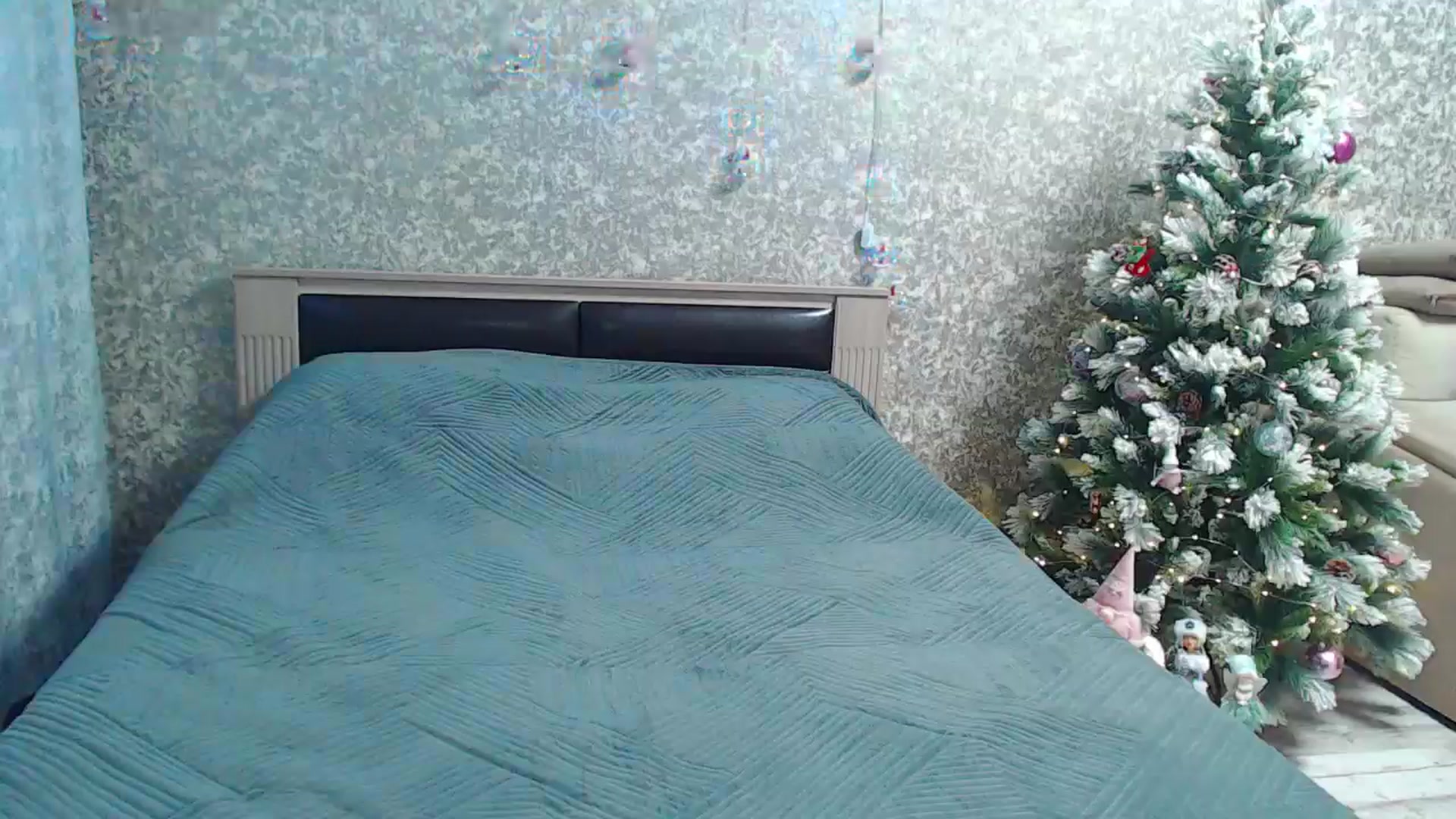 Gallery image thumbnail from Fairy_Moon1's myfreecams stream on, 12/25/2025, 06:06 image 2 of 20