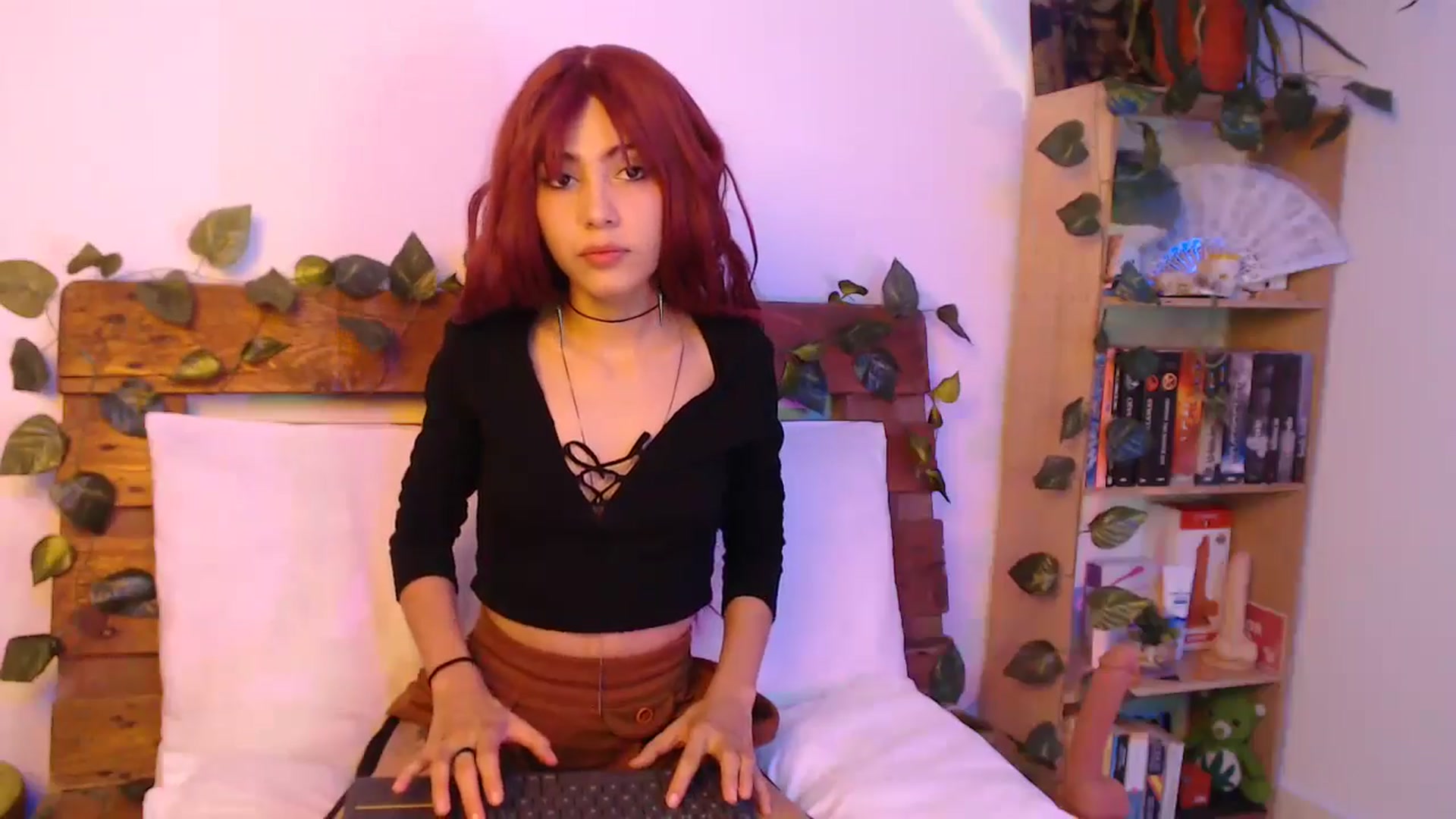 Gallery image thumbnail from Fairy_Rawwr's myfreecams stream on, 09/05/2024, 02:51 image 6 of 20
