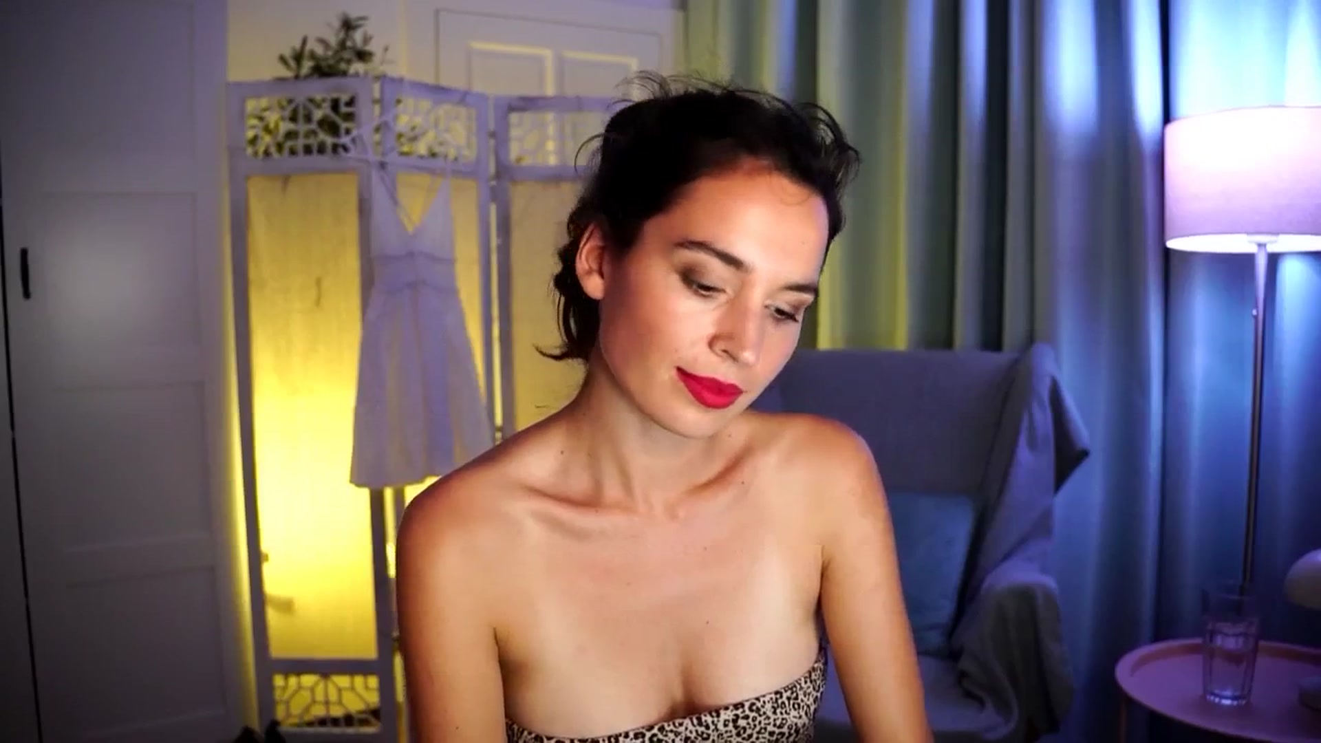 Gallery image thumbnail from Fairy_Sweet's myfreecams stream on, 06/26/2024, 21:23 image 17 of 20