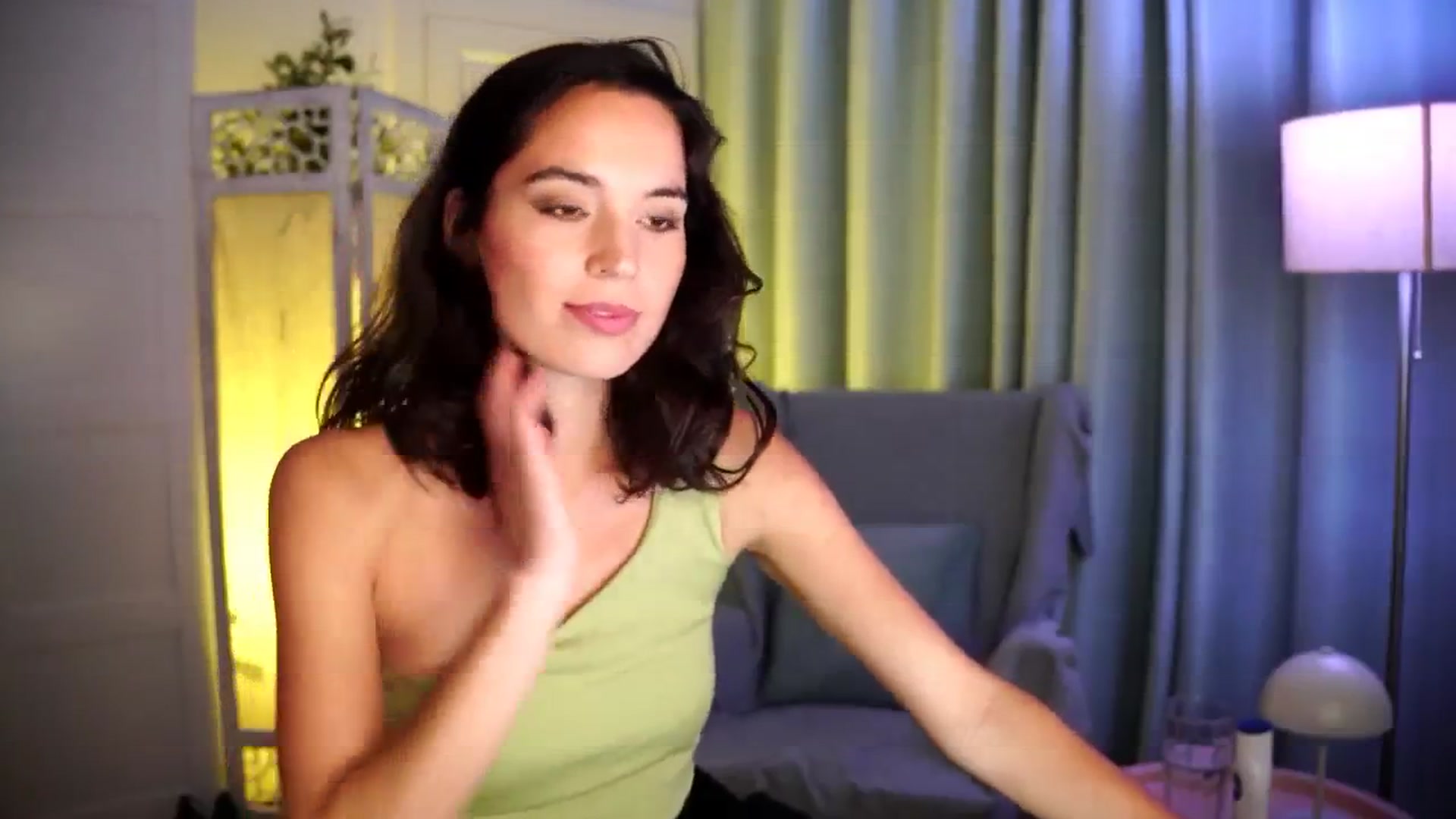 Gallery image thumbnail from Fairy_Sweet's myfreecams stream on, 07/25/2024, 10:19 image 10 of 20