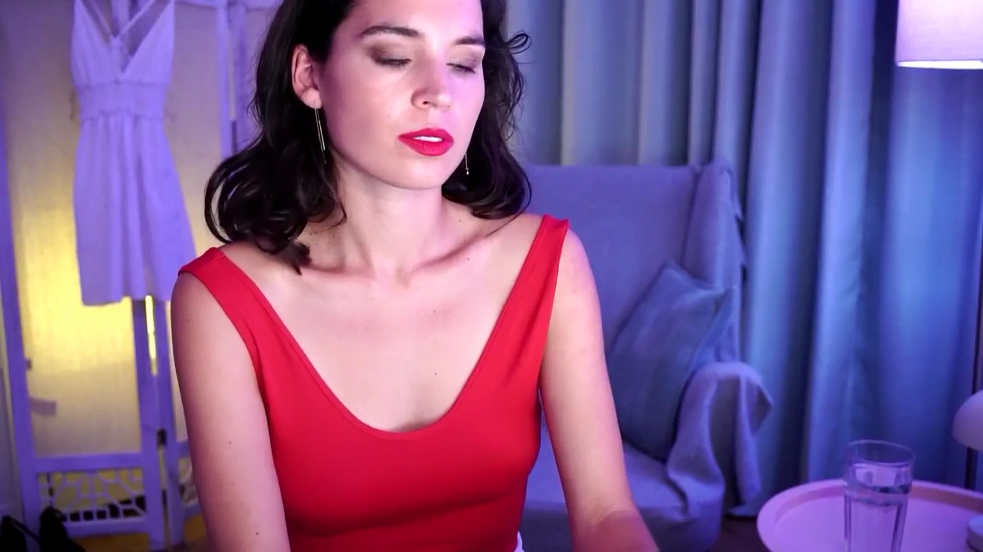 Gallery image thumbnail from Fairy_Sweet's myfreecams stream on, 08/08/2024, 13:37 image 17 of 20