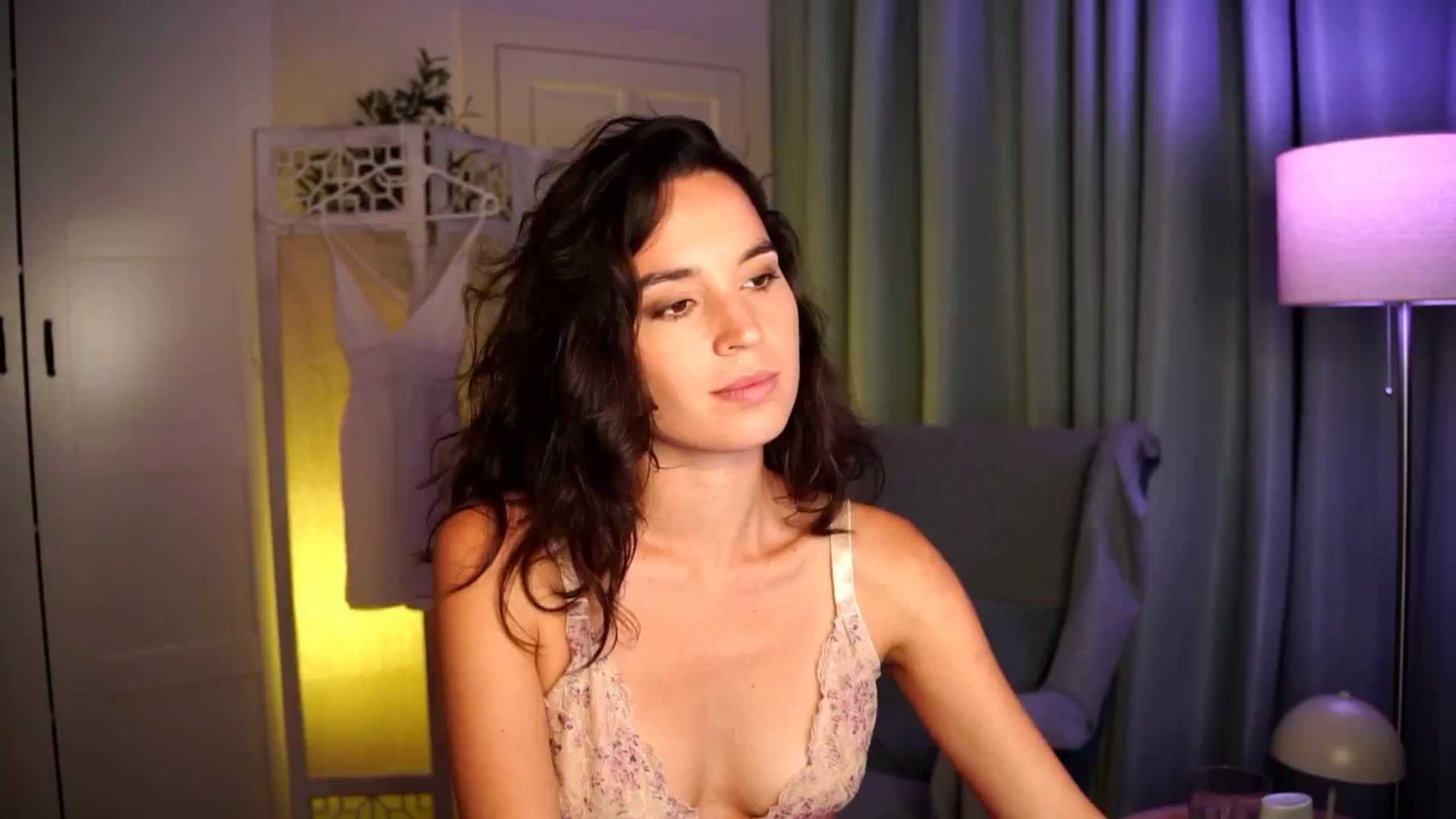 Gallery image thumbnail from Fairy_Sweet's myfreecams stream on, 10/06/2024, 14:51 image 6 of 20