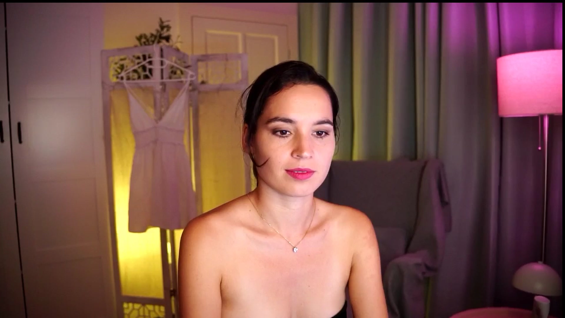 Gallery image thumbnail from Fairy_Sweet's myfreecams stream on, 10/10/2024, 11:50 image 4 of 20