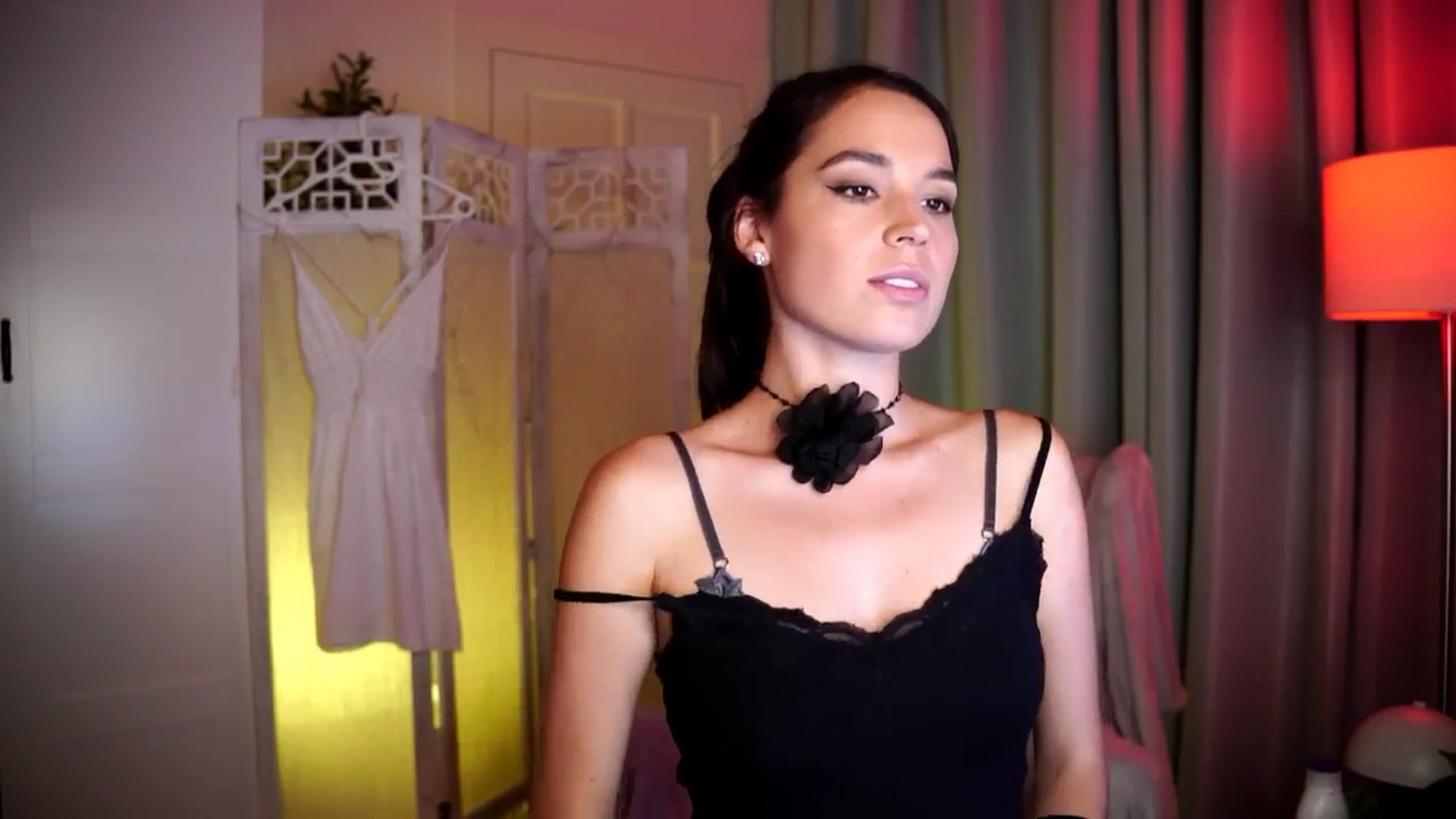 Gallery image thumbnail from Fairy_Sweet's myfreecams stream on, 10/31/2024, 11:33 image 12 of 20