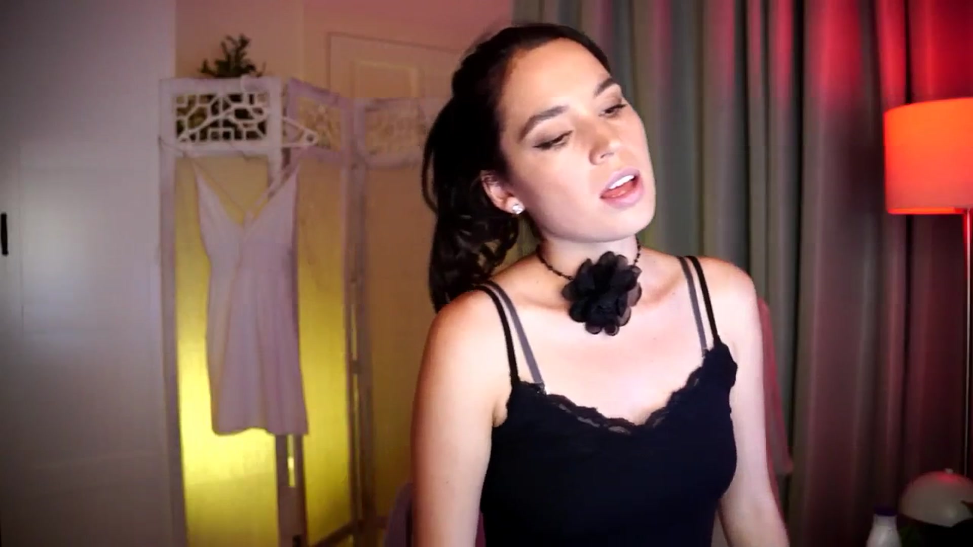 Gallery image thumbnail from Fairy_Sweet's myfreecams stream on, 10/31/2024, 11:33 image 10 of 20