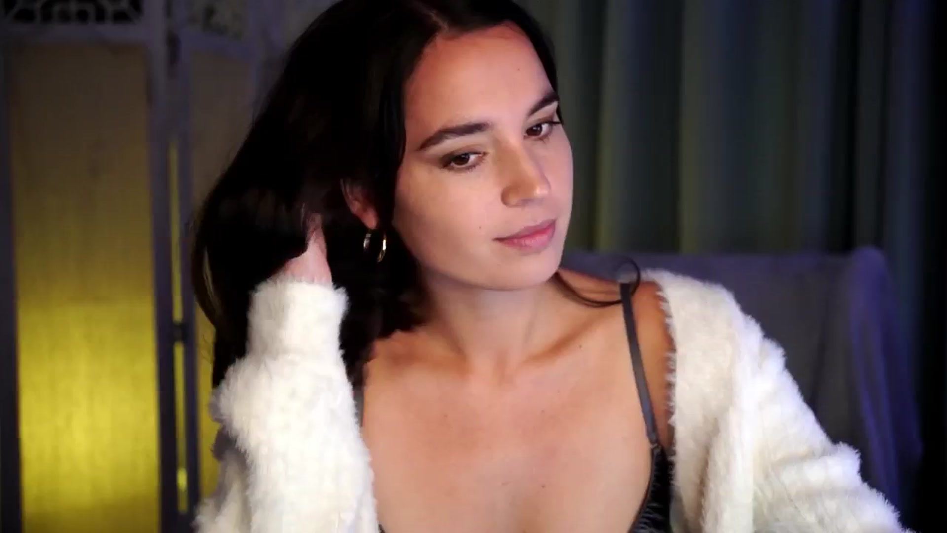 Gallery image thumbnail from Fairy_Sweet's myfreecams stream on, 11/12/2024, 11:03 image 1 of 20
