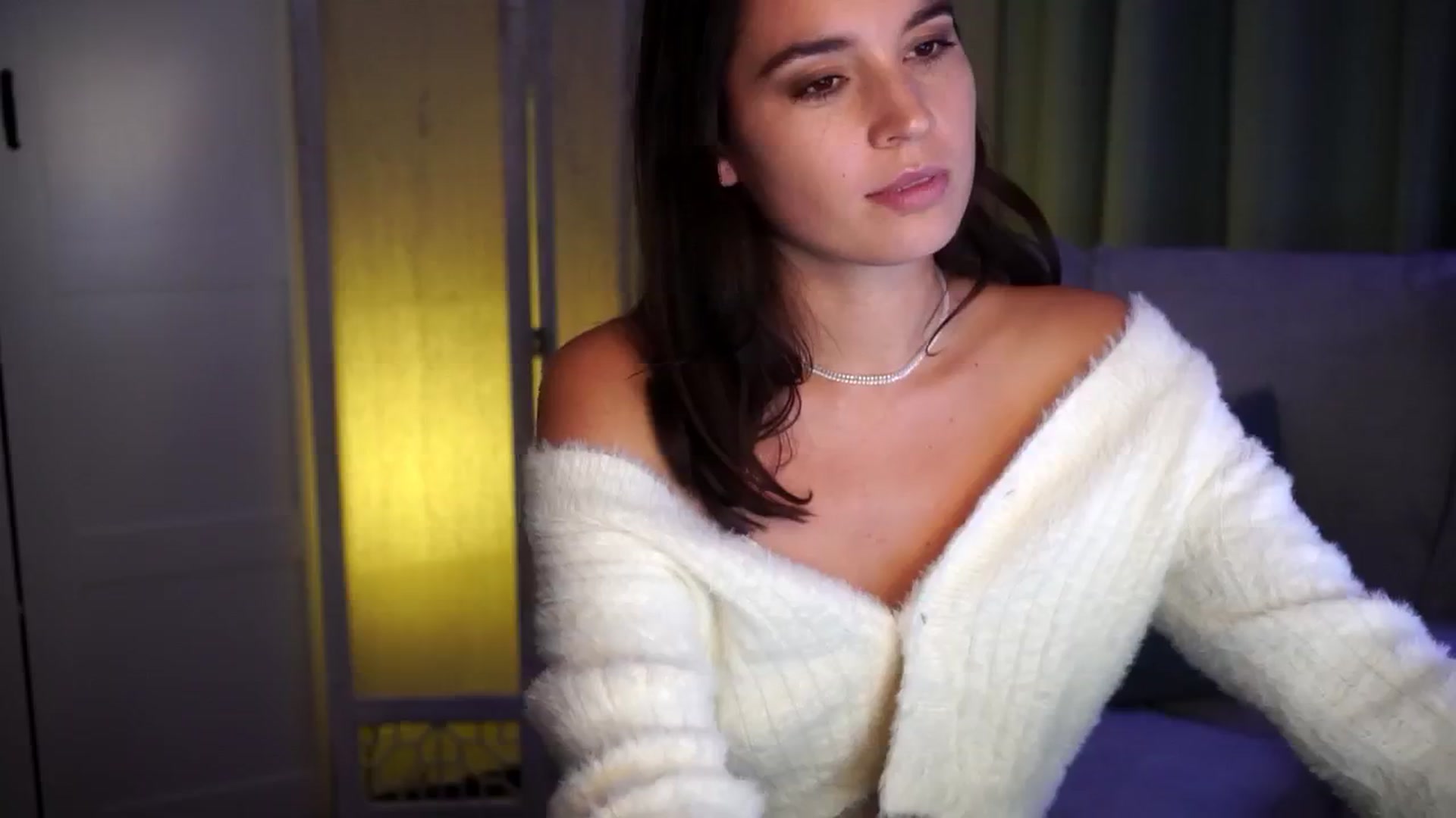 Gallery image thumbnail from Fairy_Sweet's myfreecams stream on, 11/14/2024, 15:23 image 11 of 20