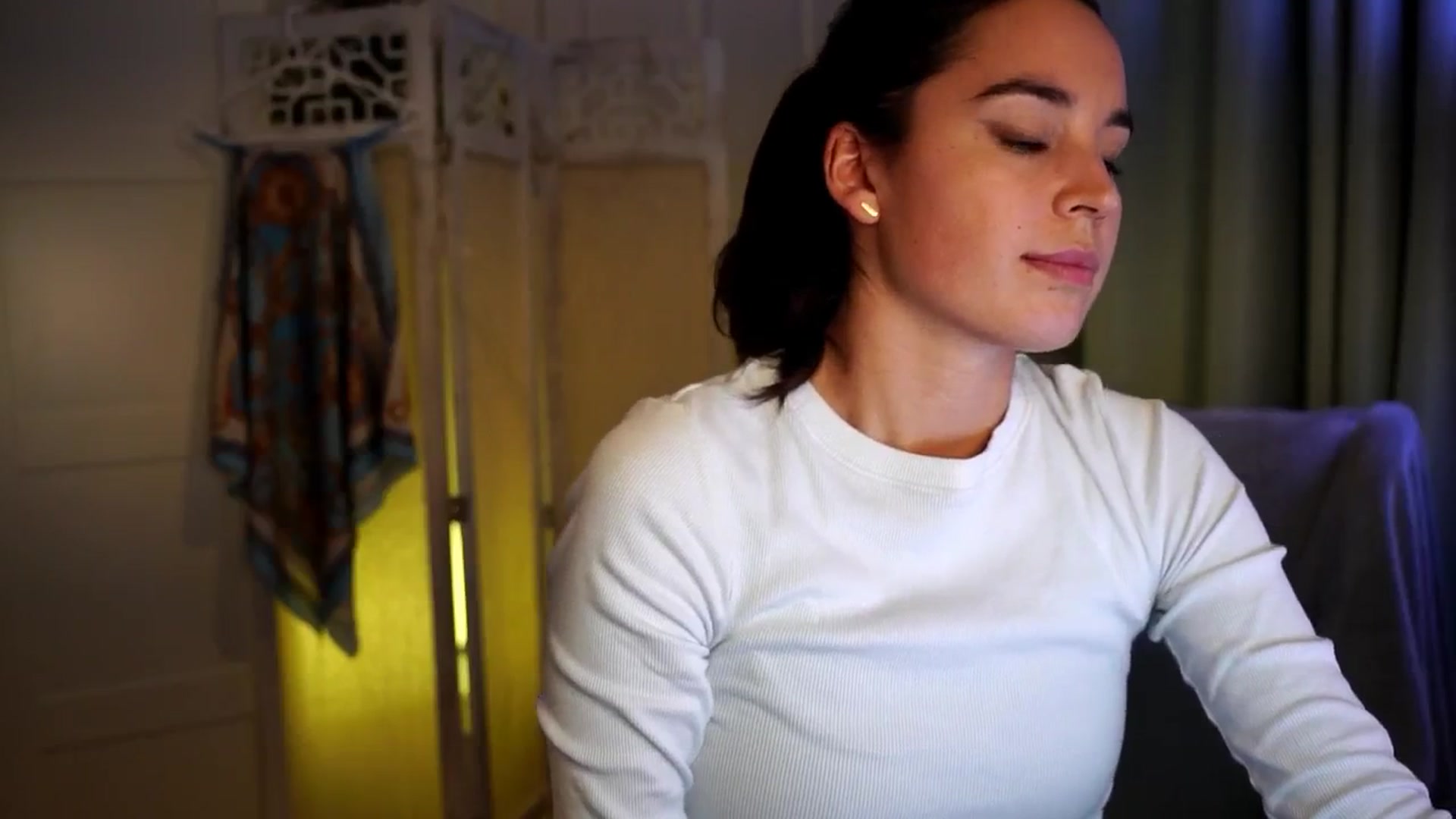 Gallery image thumbnail from Fairy_Sweet's myfreecams stream on, 12/11/2024, 14:23 image 9 of 20
