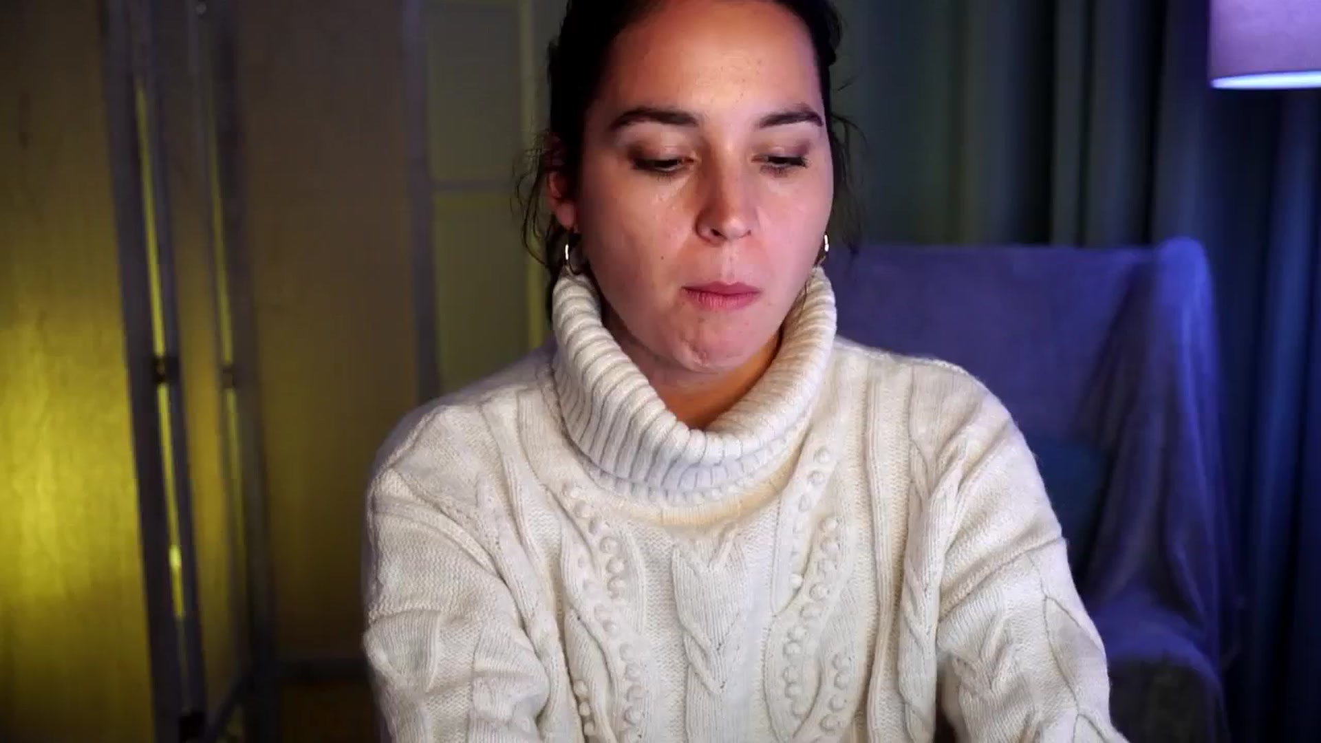 Gallery image thumbnail from Fairy_Sweet's myfreecams stream on, 12/12/2024, 19:01 image 12 of 20
