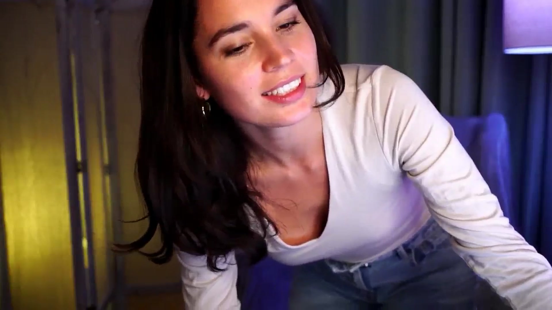 Gallery image thumbnail from Fairy_Sweet's myfreecams stream on, 12/12/2024, 21:02 image 3 of 20