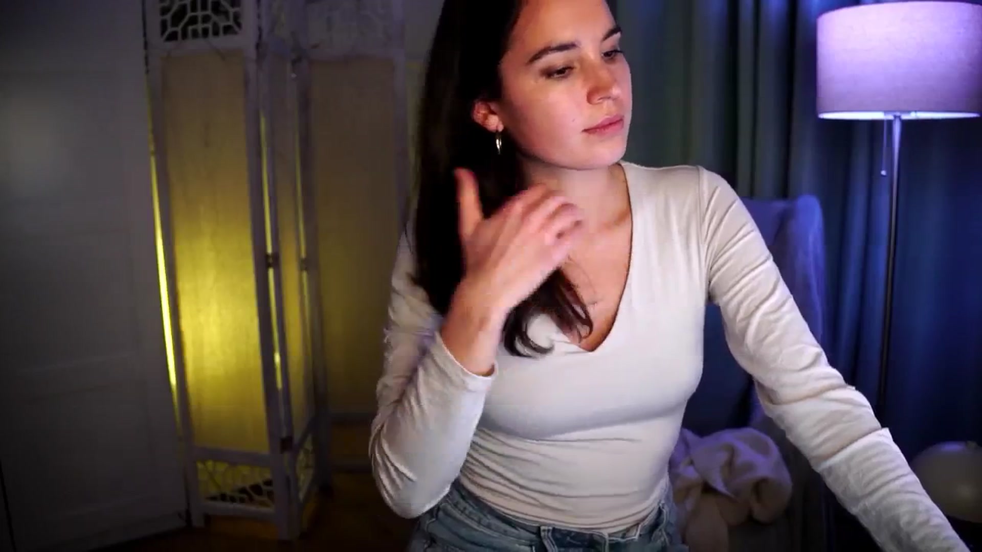 Gallery image thumbnail from Fairy_Sweet's myfreecams stream on, 12/12/2024, 21:02 image 17 of 20