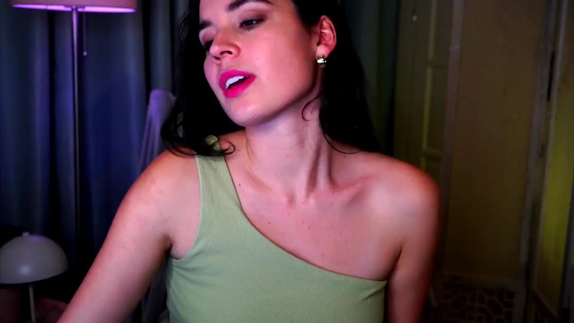Gallery image thumbnail from Fairy_Sweet's myfreecams stream on, 02/10/2025, 12:48 image 15 of 20