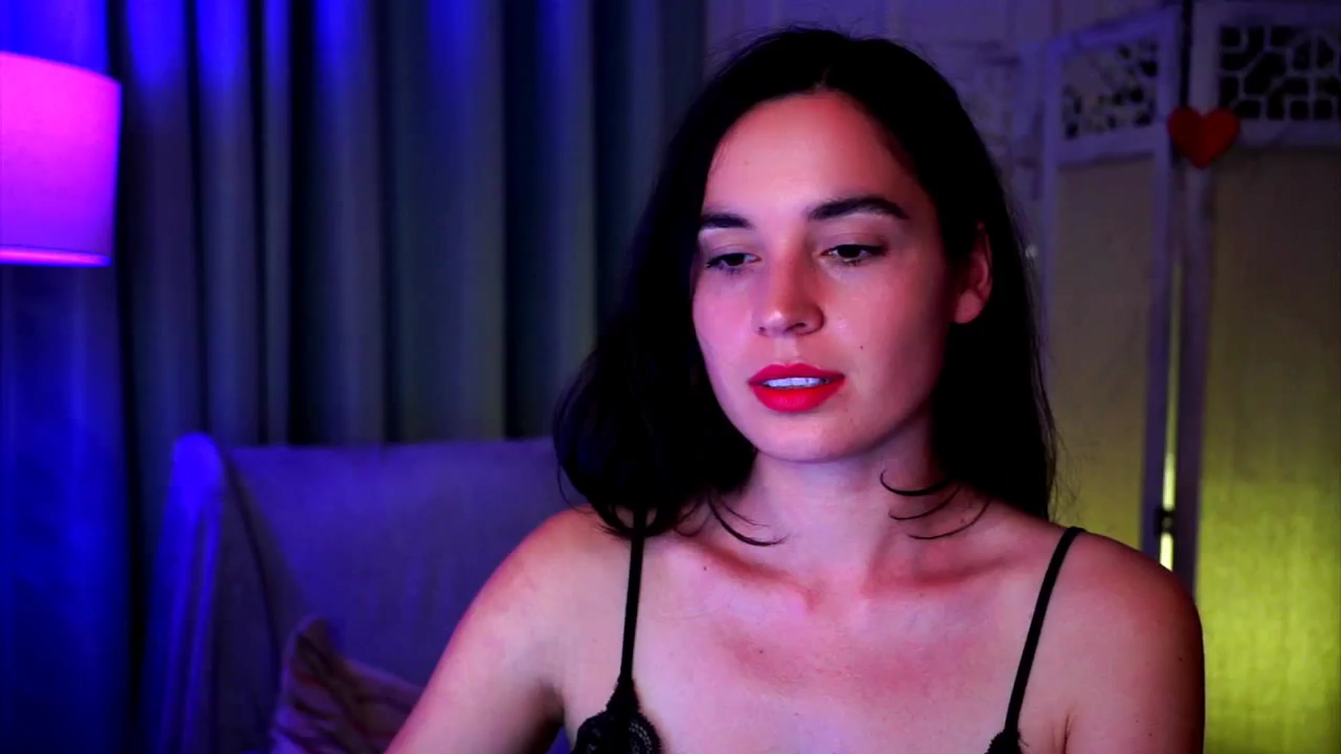 Gallery image thumbnail from Fairy_Sweet's myfreecams stream on, 03/09/2025, 14:32 image 12 of 20