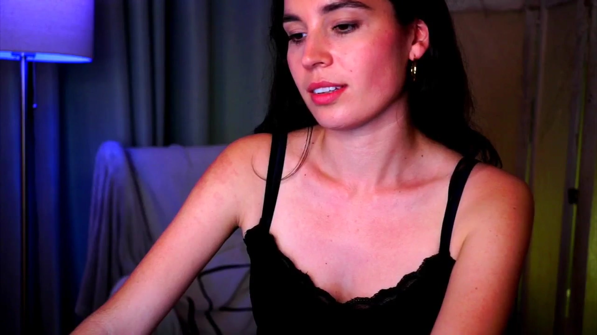 Gallery image thumbnail from Fairy_Sweet's myfreecams stream on, 04/20/2025, 15:12 image 15 of 20