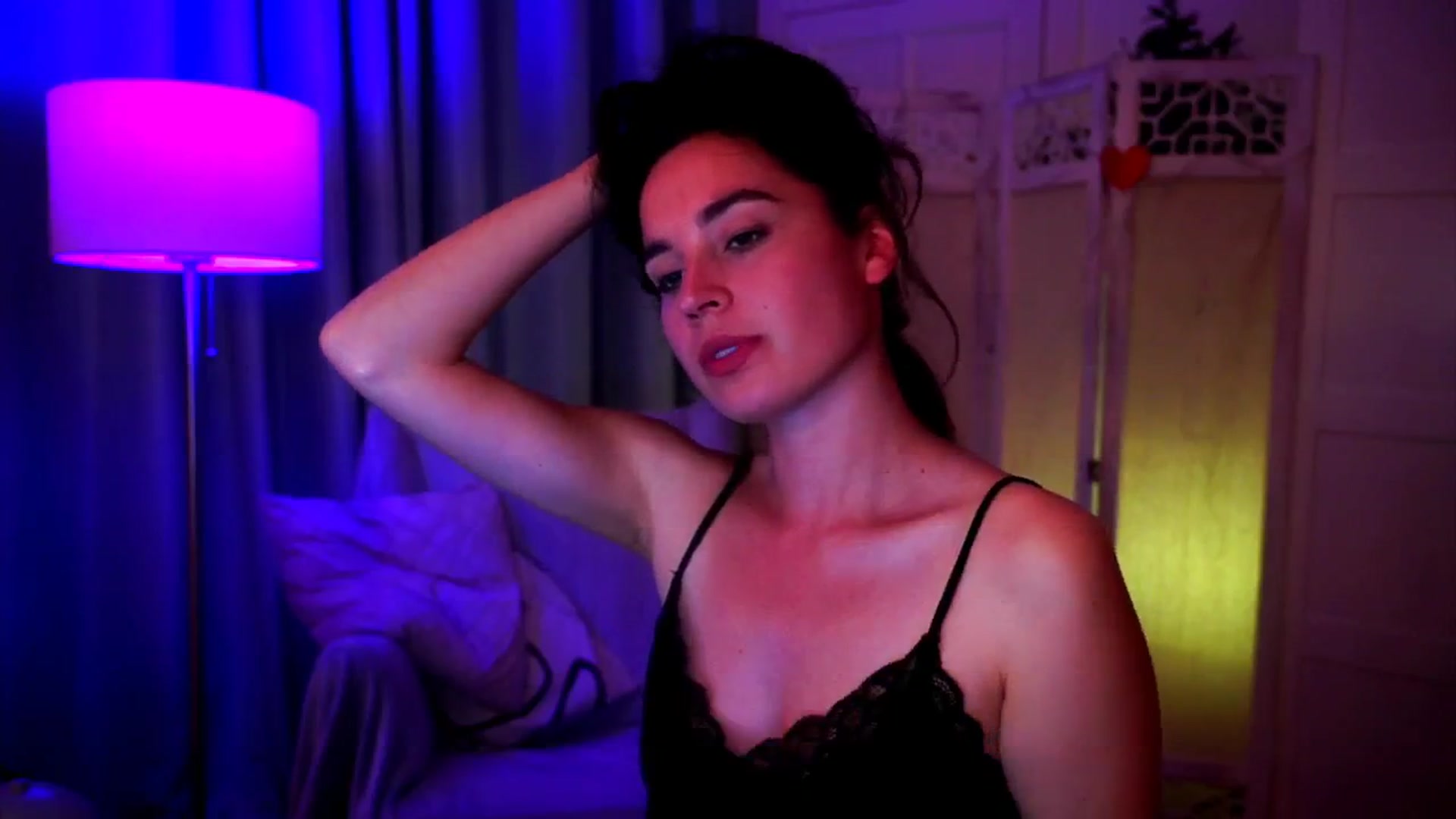 Gallery image thumbnail from Fairy_Sweet's myfreecams stream on, 04/27/2025, 12:30 image 11 of 20