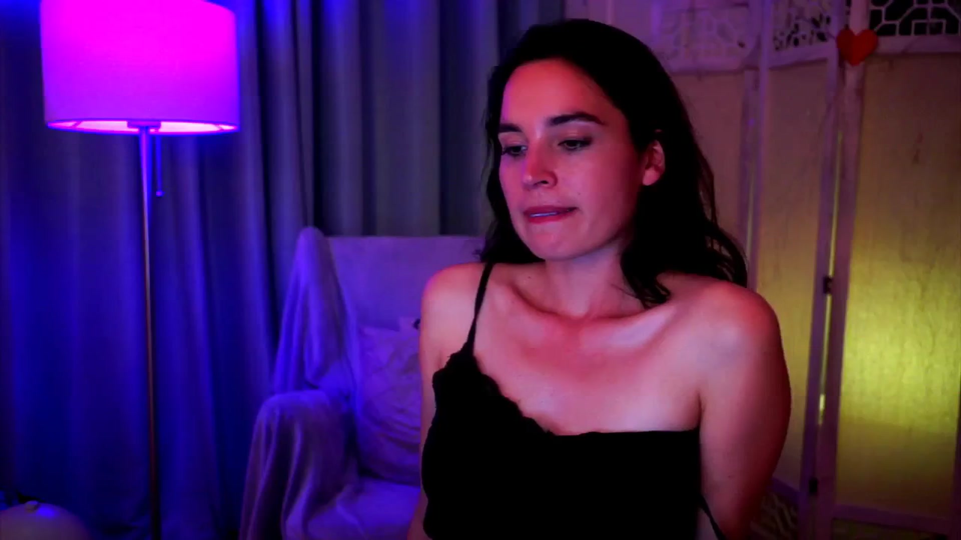 Gallery image thumbnail from Fairy_Sweet's myfreecams stream on, 04/27/2025, 14:48 image 19 of 20