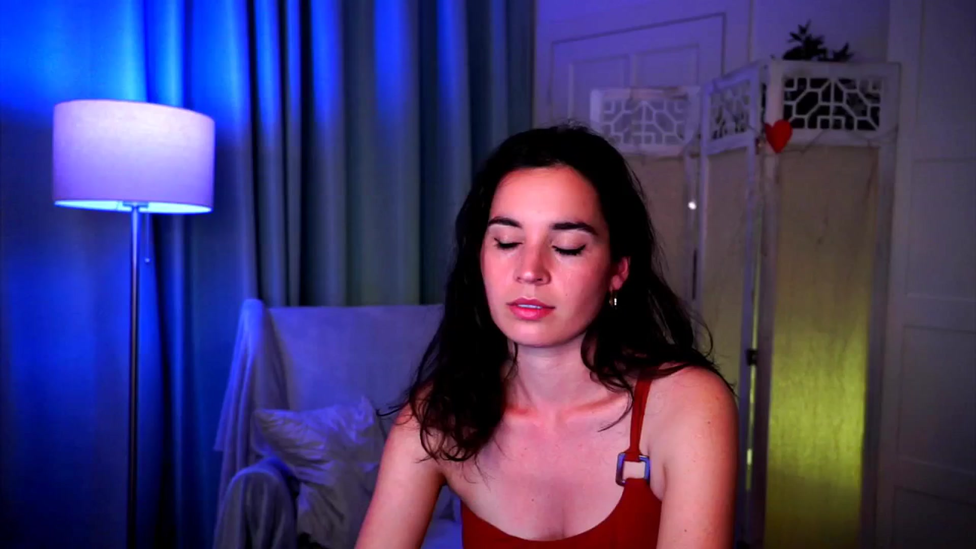 Gallery image thumbnail from Fairy_Sweet's myfreecams stream on, 04/29/2025, 15:21 image 7 of 20