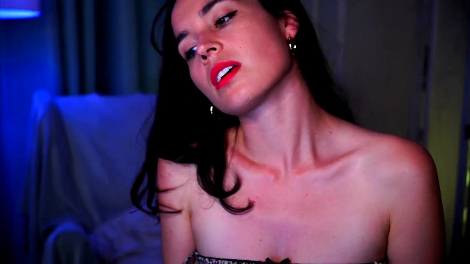 Gallery image thumbnail from Fairy_Sweet's myfreecams stream on, 05/02/2025, 12:43 image 17 of 20