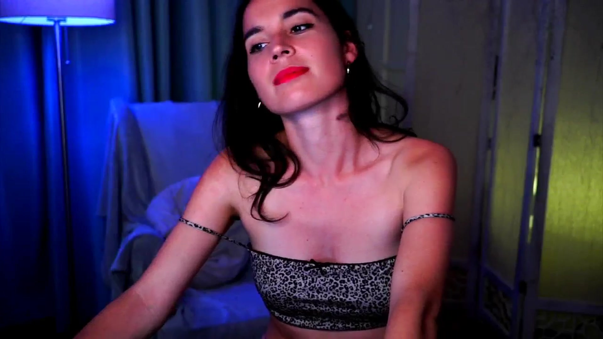 Gallery image thumbnail from Fairy_Sweet's myfreecams stream on, 05/02/2025, 13:37 image 18 of 20