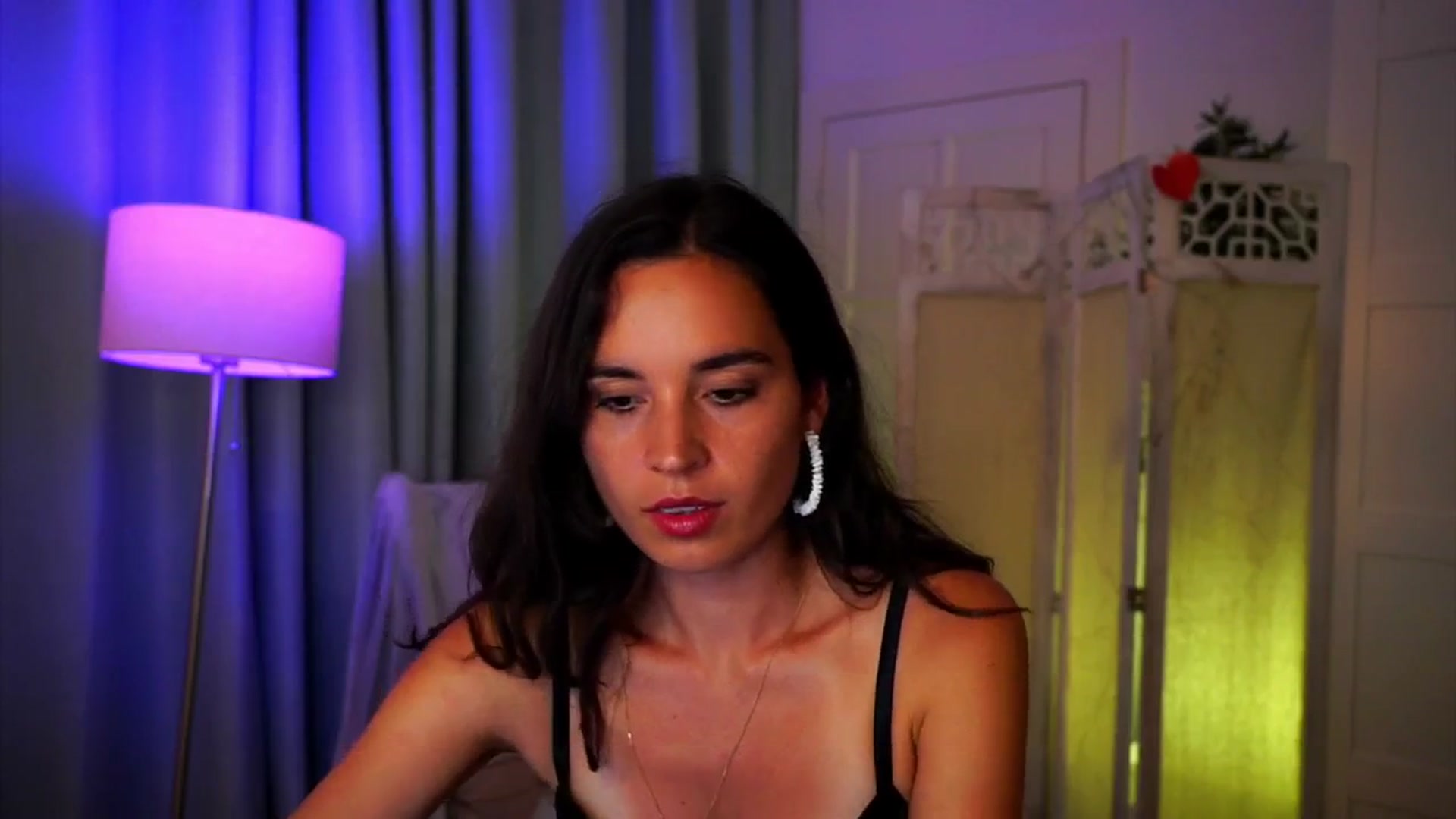 Gallery image thumbnail from Fairy_Sweet's myfreecams stream on, 07/03/2025, 11:46 image 7 of 20