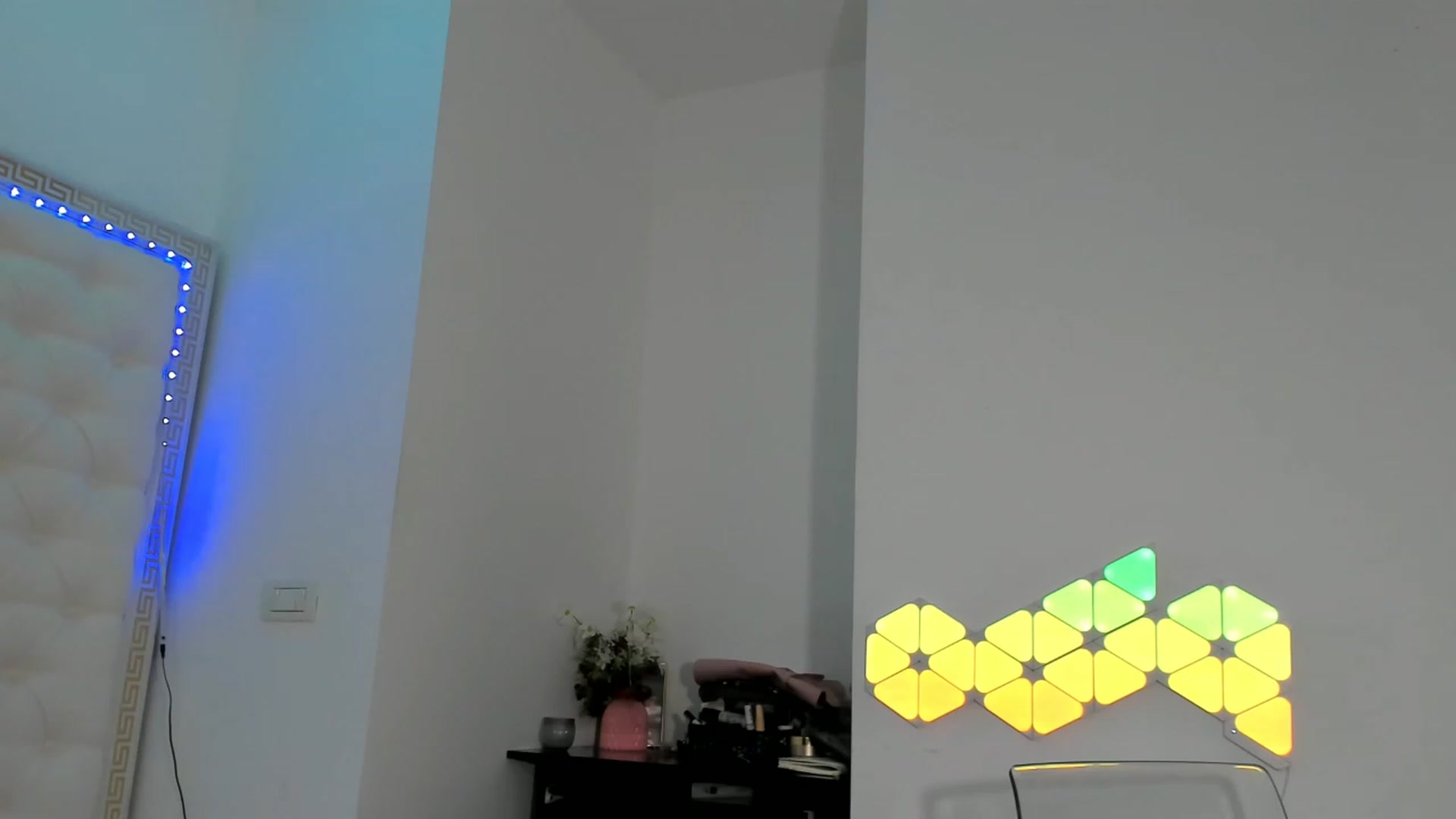 Gallery image thumbnail from Fallingdevil's myfreecams stream on, 11/26/2022, 10:35 image 4 of 20