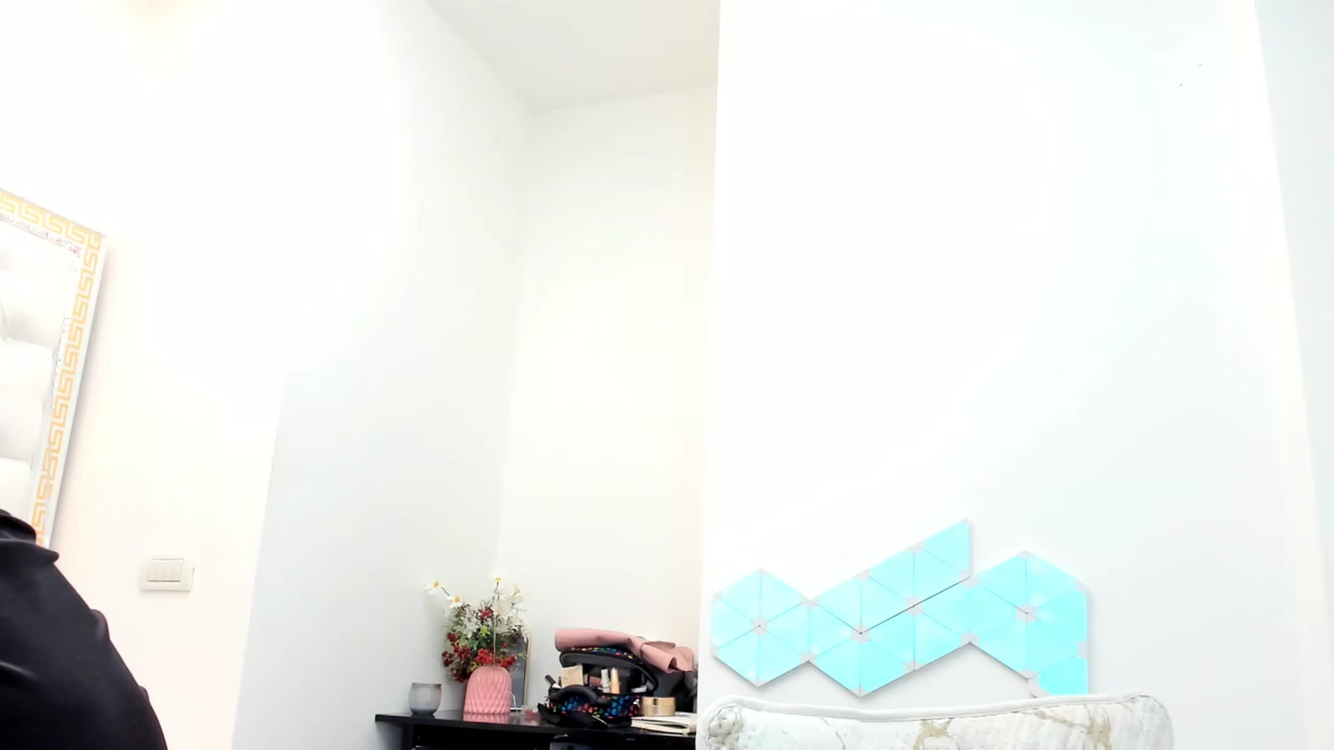 Gallery image thumbnail from Fallingdevil's myfreecams stream on, 11/29/2022, 09:26 image 14 of 20