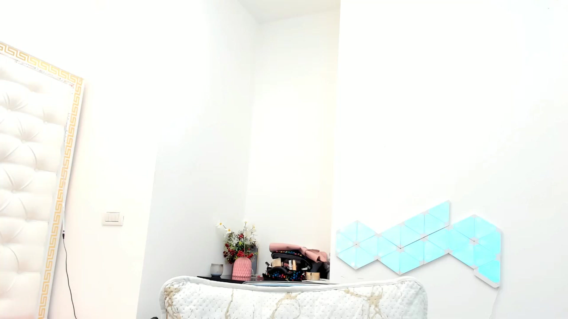 Gallery image thumbnail from Fallingdevil's myfreecams stream on, 11/29/2022, 10:04 image 17 of 20