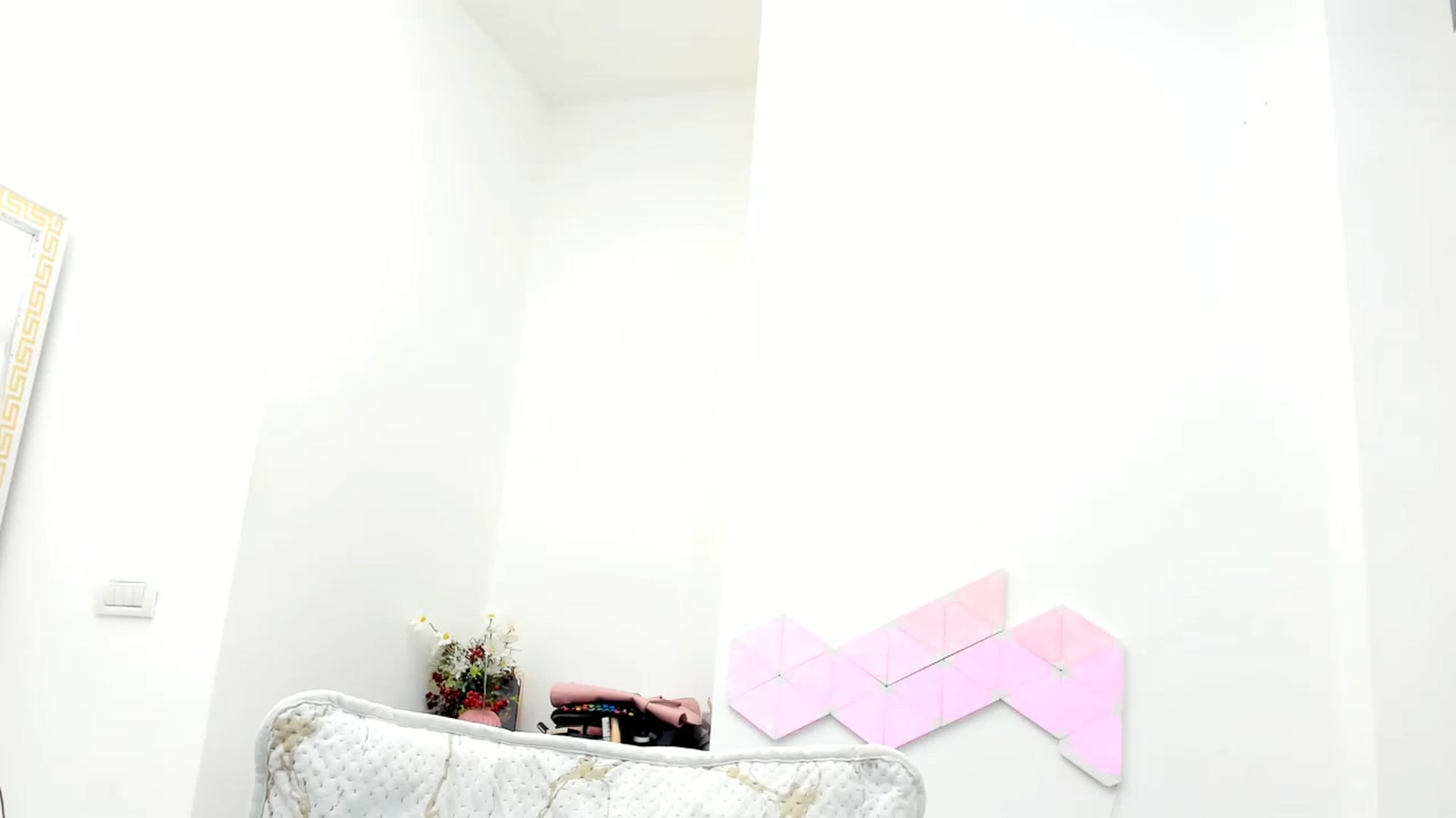 Gallery image thumbnail from Fallingdevil's myfreecams stream on, 12/02/2022, 11:34 image 2 of 20