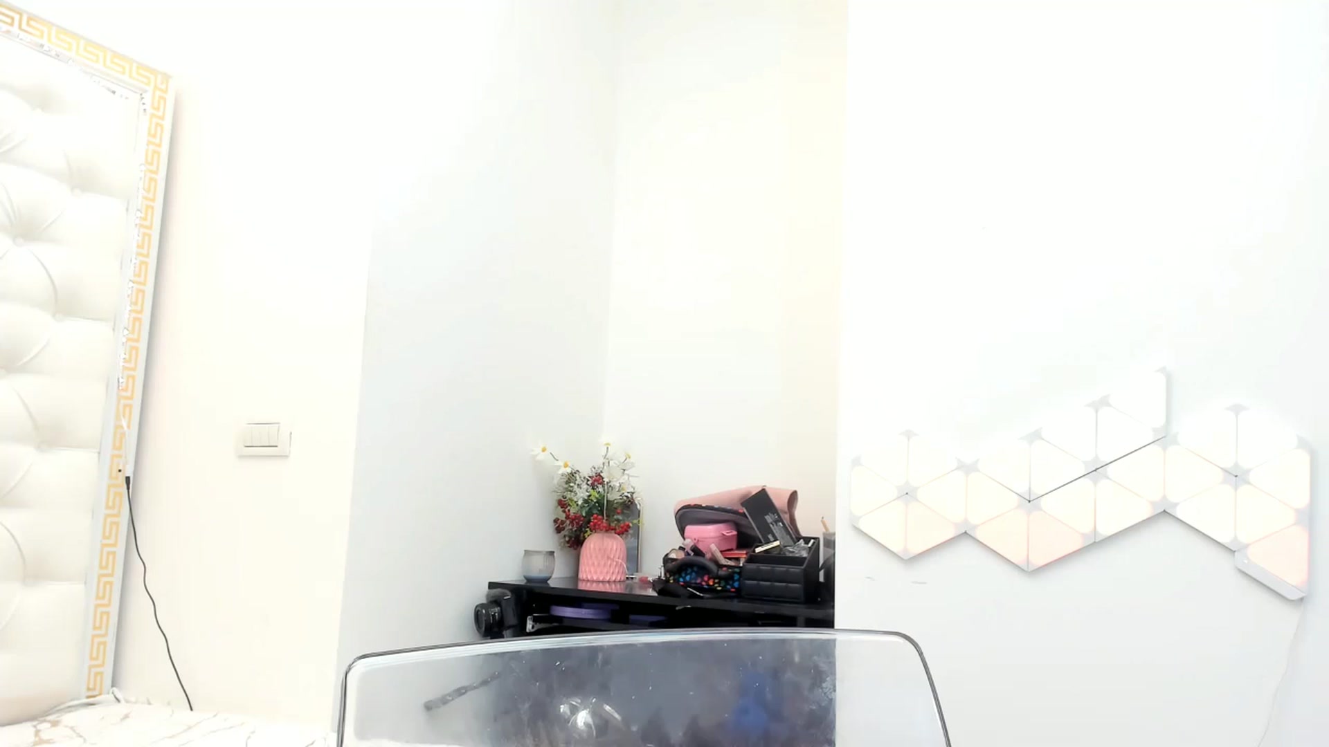 Gallery image thumbnail from Fallingdevil's myfreecams stream on, 12/28/2022, 14:54 image 7 of 20