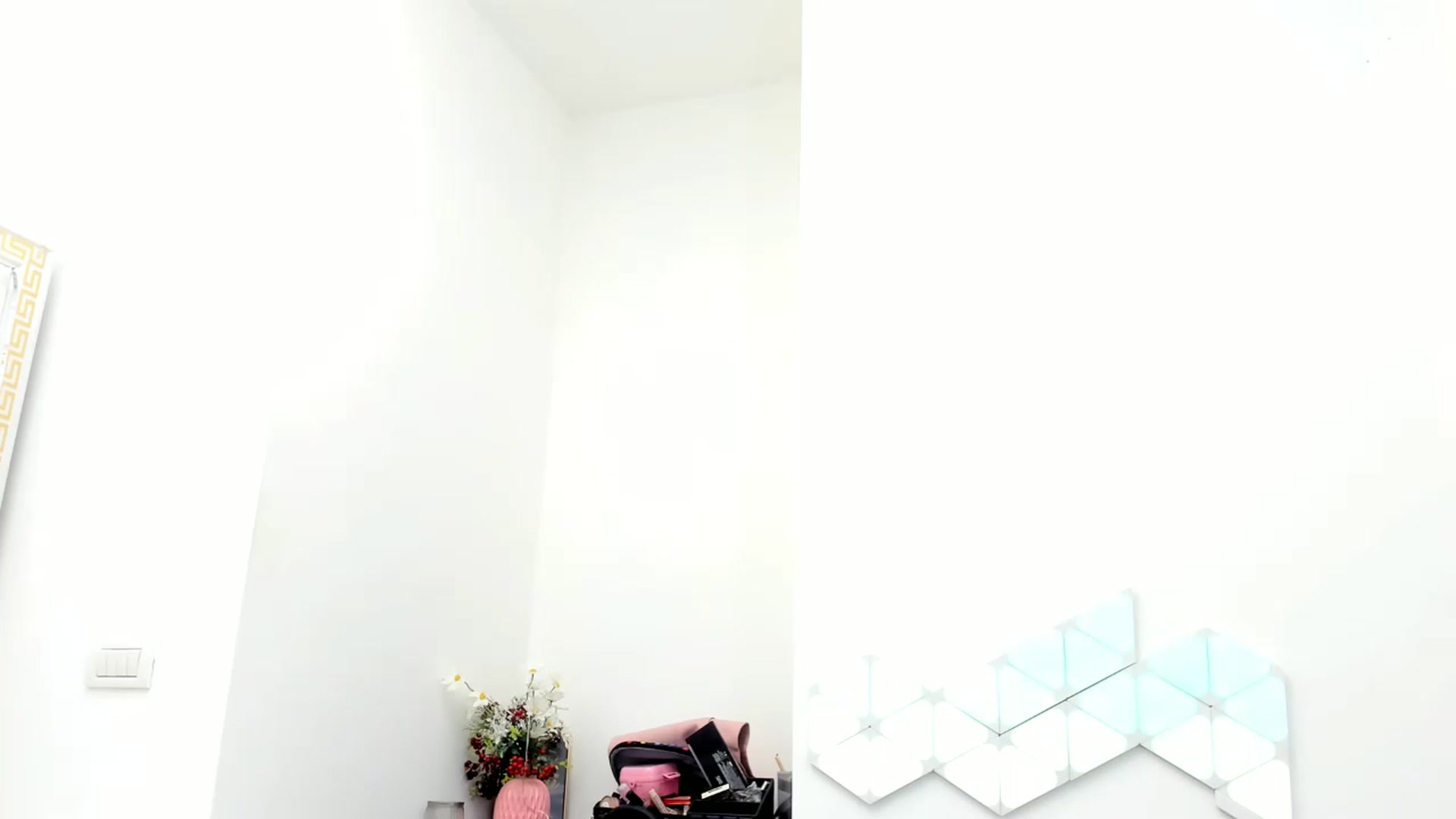 Gallery image thumbnail from Fallingdevil's myfreecams stream on, 12/29/2022, 08:44 image 10 of 20