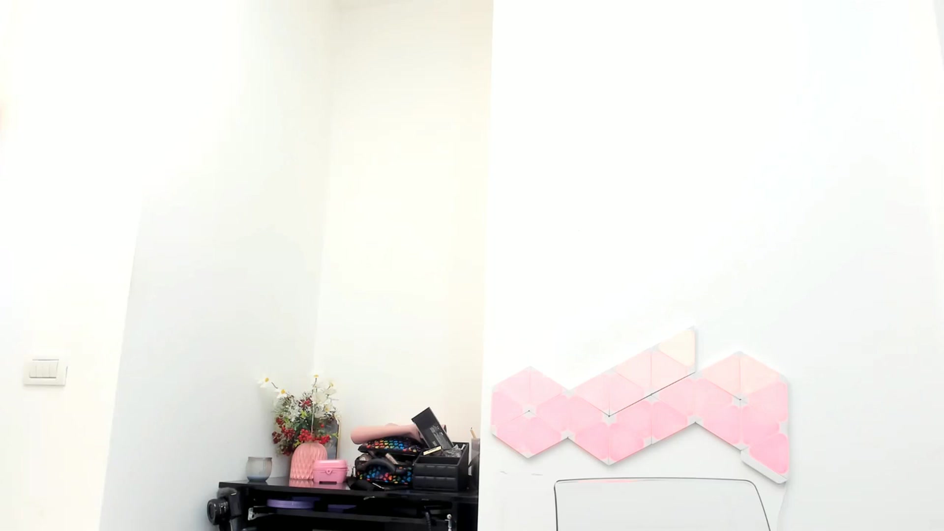 Gallery image thumbnail from Fallingdevil's myfreecams stream on, 01/03/2023, 10:25 image 5 of 20