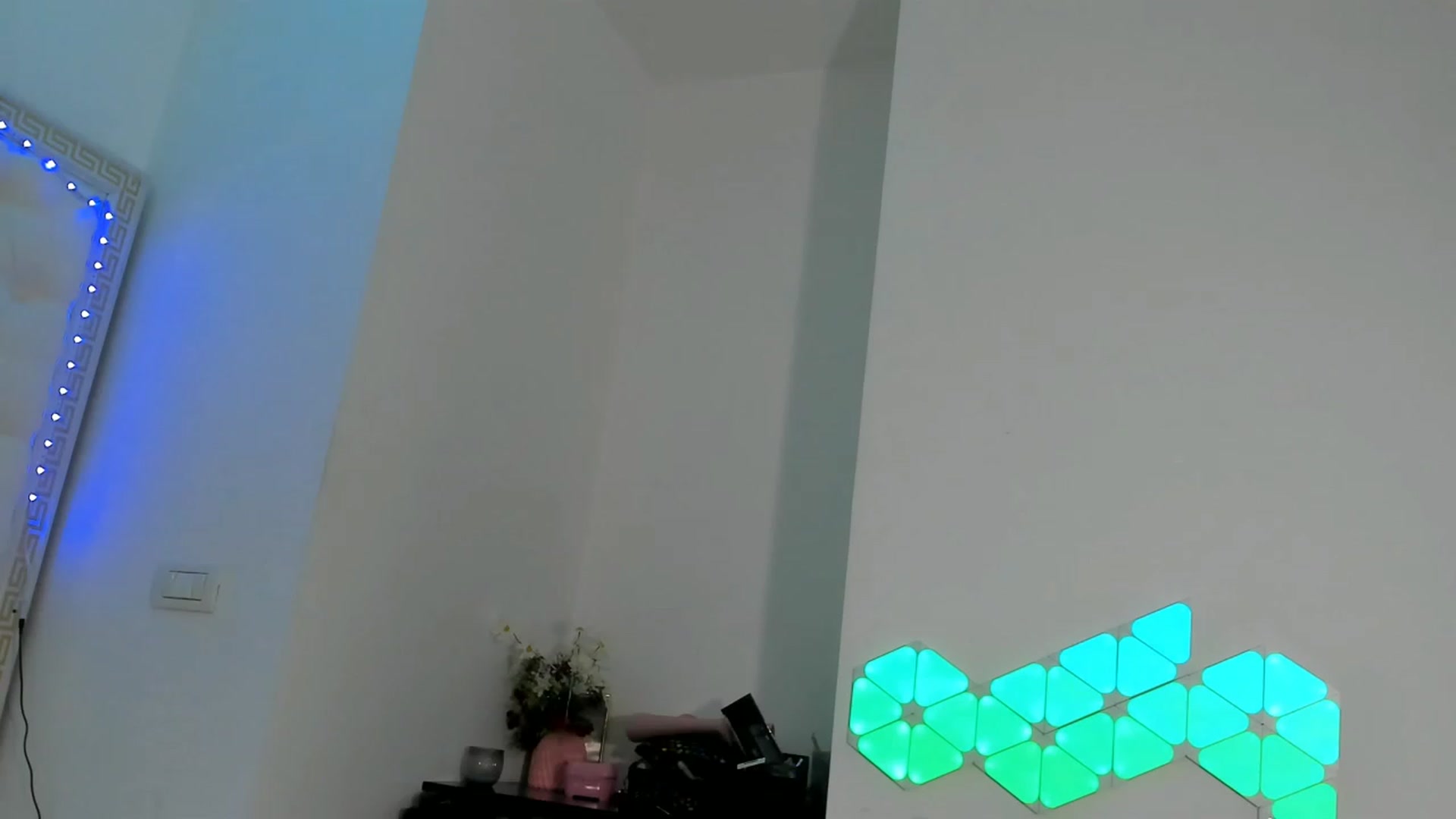 Gallery image thumbnail from Fallingdevil's myfreecams stream on, 01/07/2023, 10:37 image 12 of 20