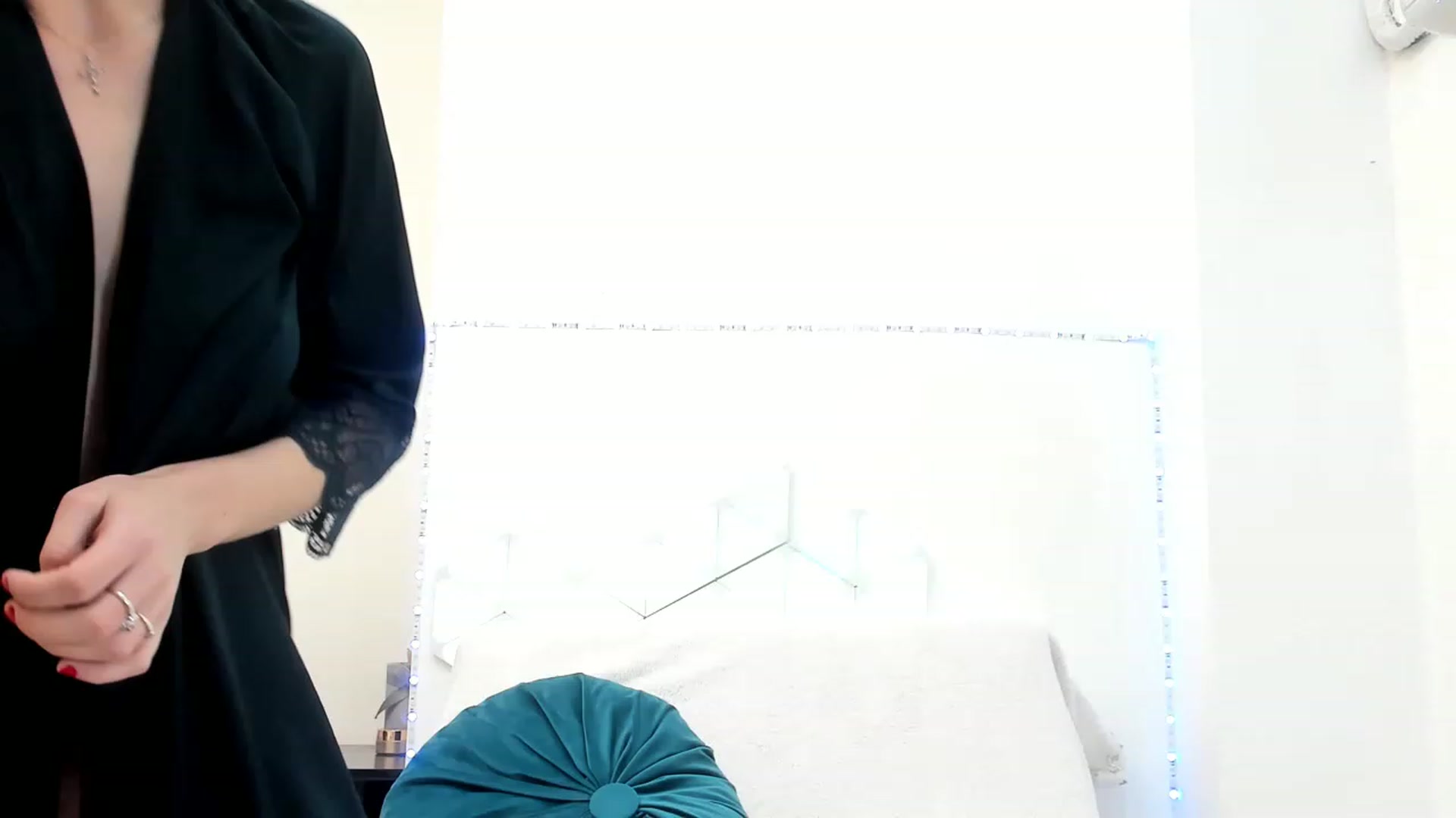 Gallery image thumbnail from Fallingdevil's myfreecams stream on, 01/31/2023, 12:05 image 12 of 20
