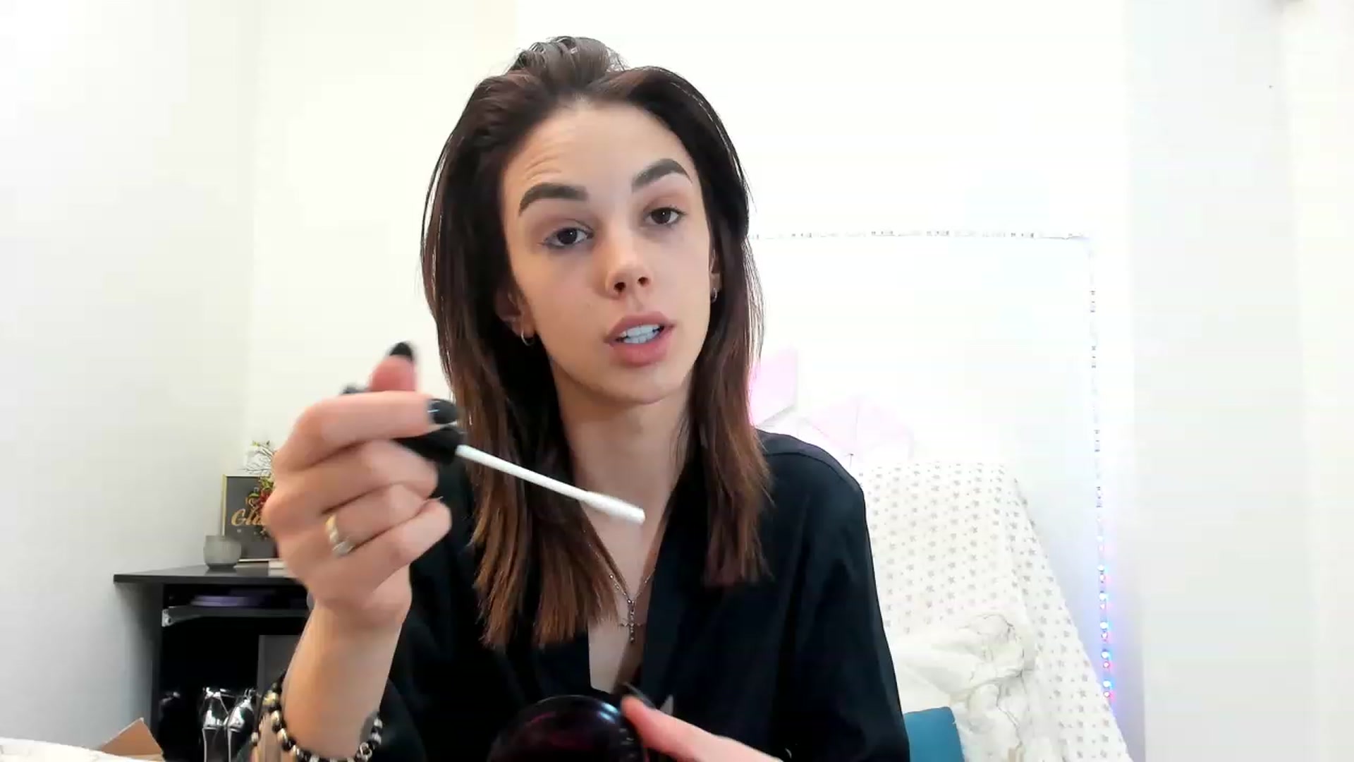 Gallery image thumbnail from Fallingdevil's myfreecams stream on, 02/17/2023, 11:42 image 13 of 20