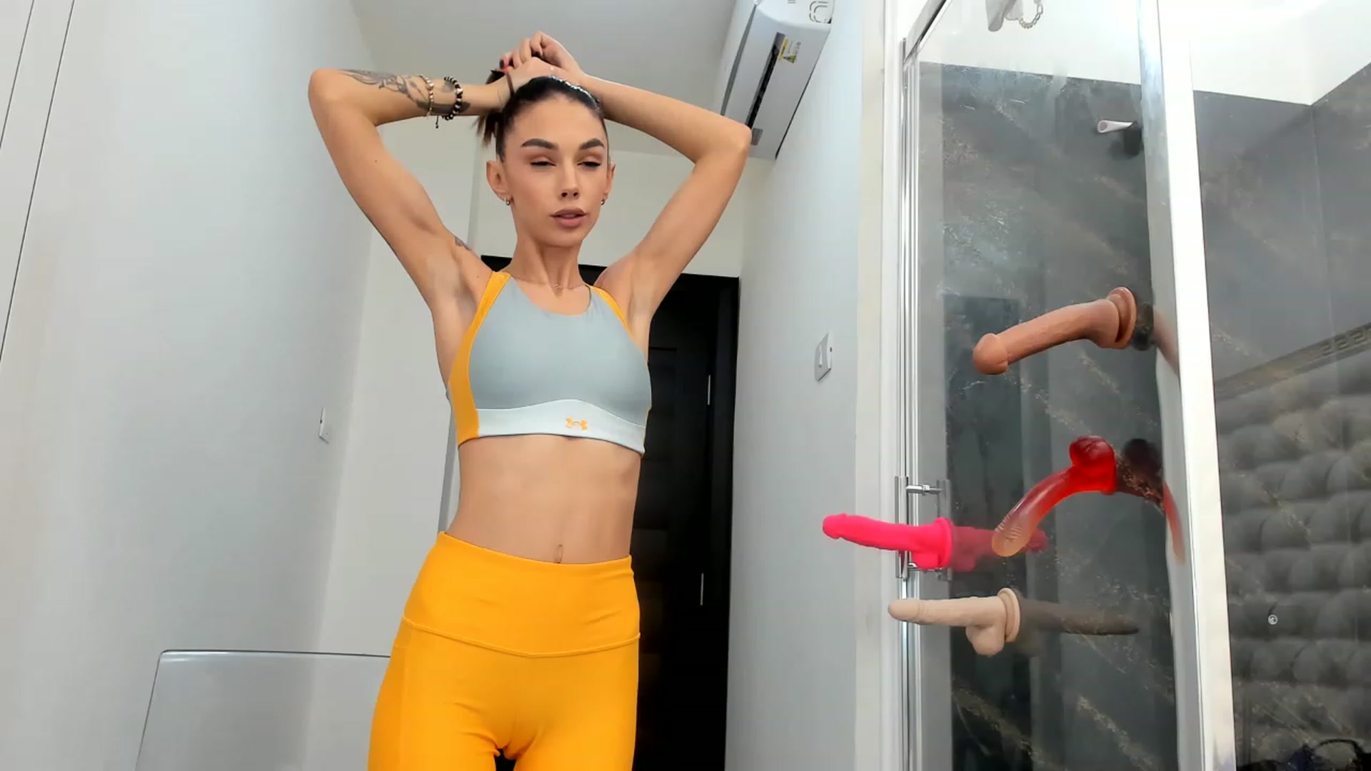 Gallery image thumbnail from Fallingdevil's myfreecams stream on, 02/27/2023, 09:06 image 6 of 20