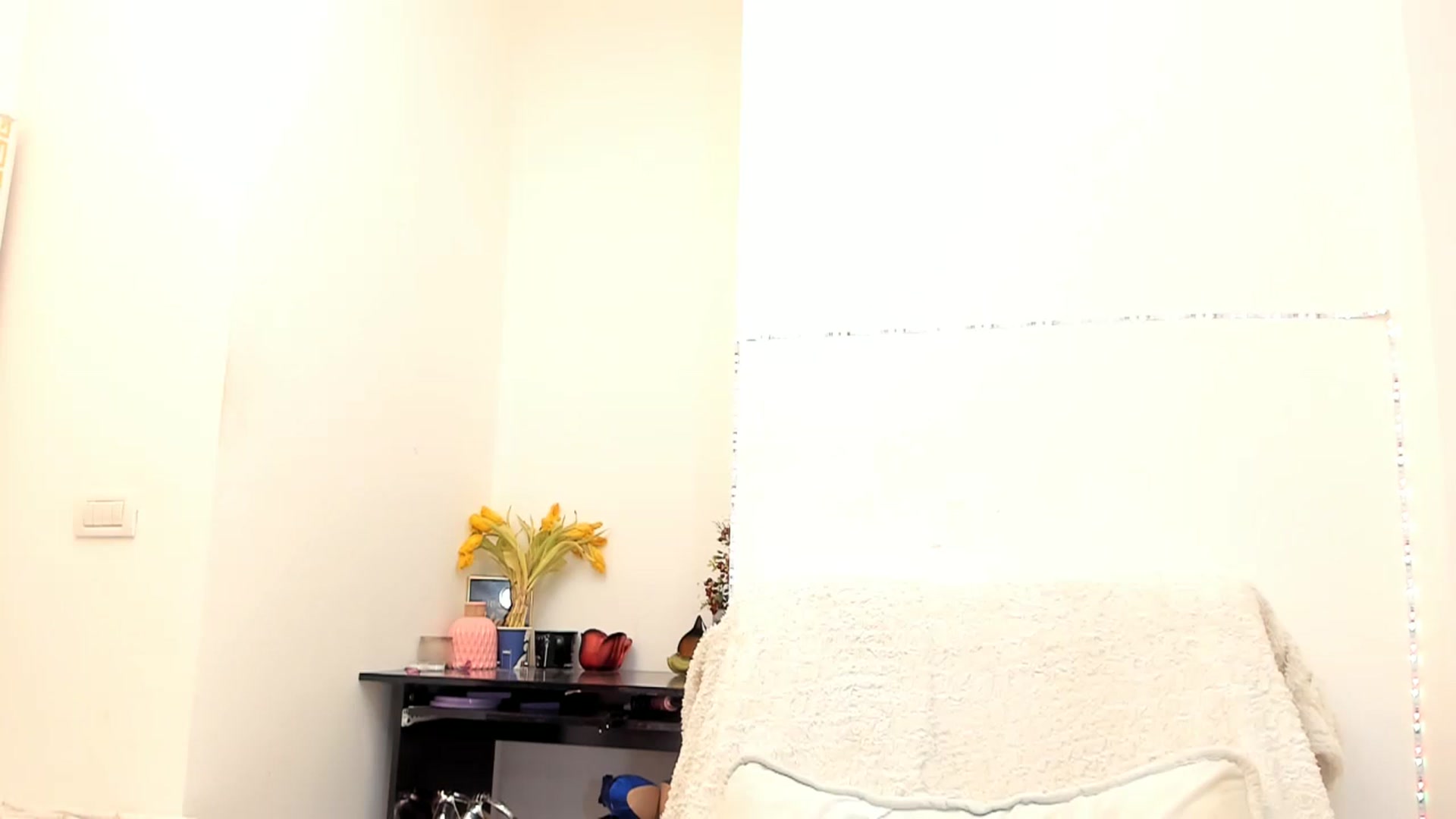 Gallery image thumbnail from Fallingdevil's myfreecams stream on, 03/17/2023, 10:27 image 18 of 20