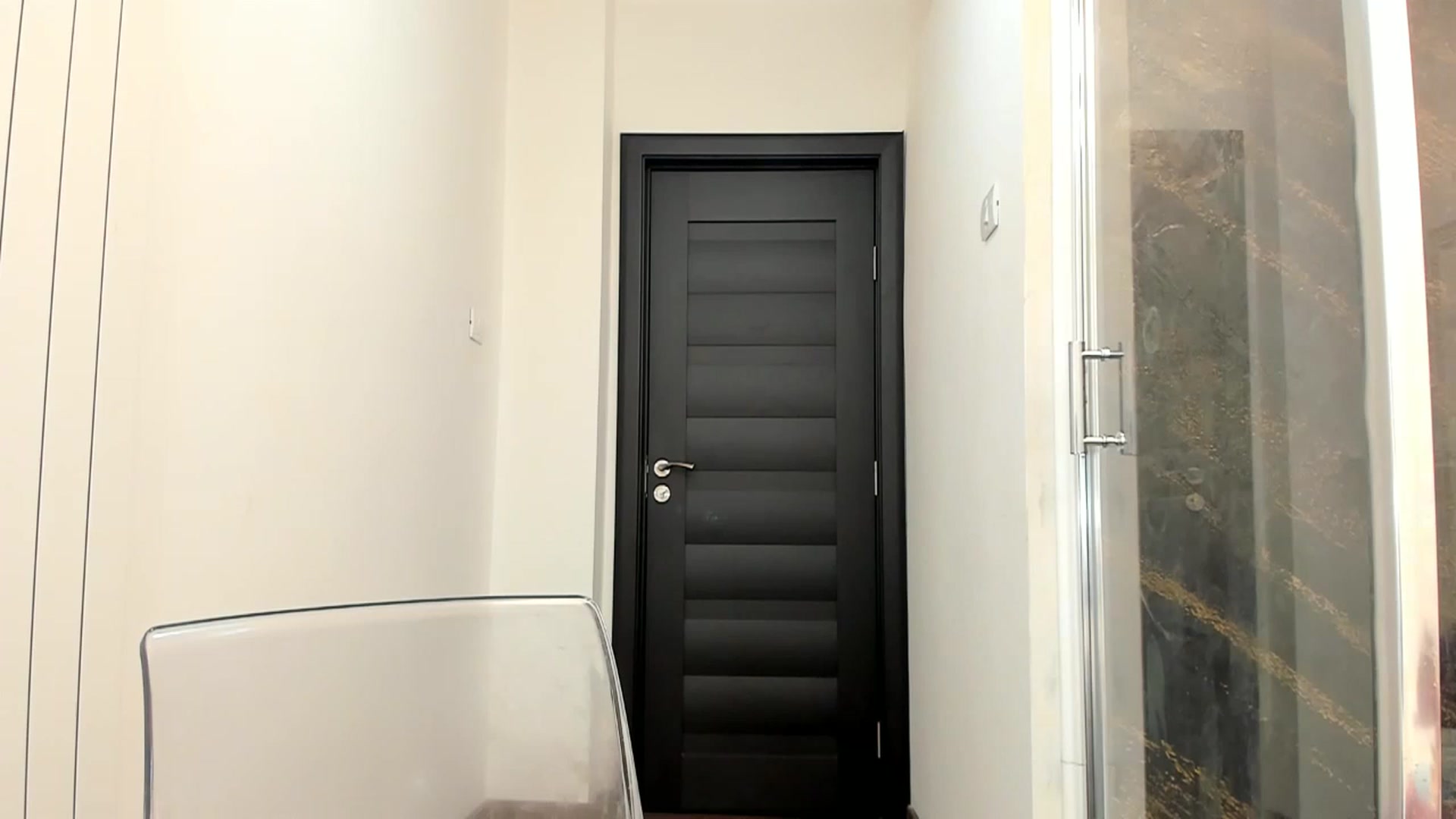Gallery image thumbnail from Fallingdevil's myfreecams stream on, 03/26/2023, 09:30 image 9 of 20