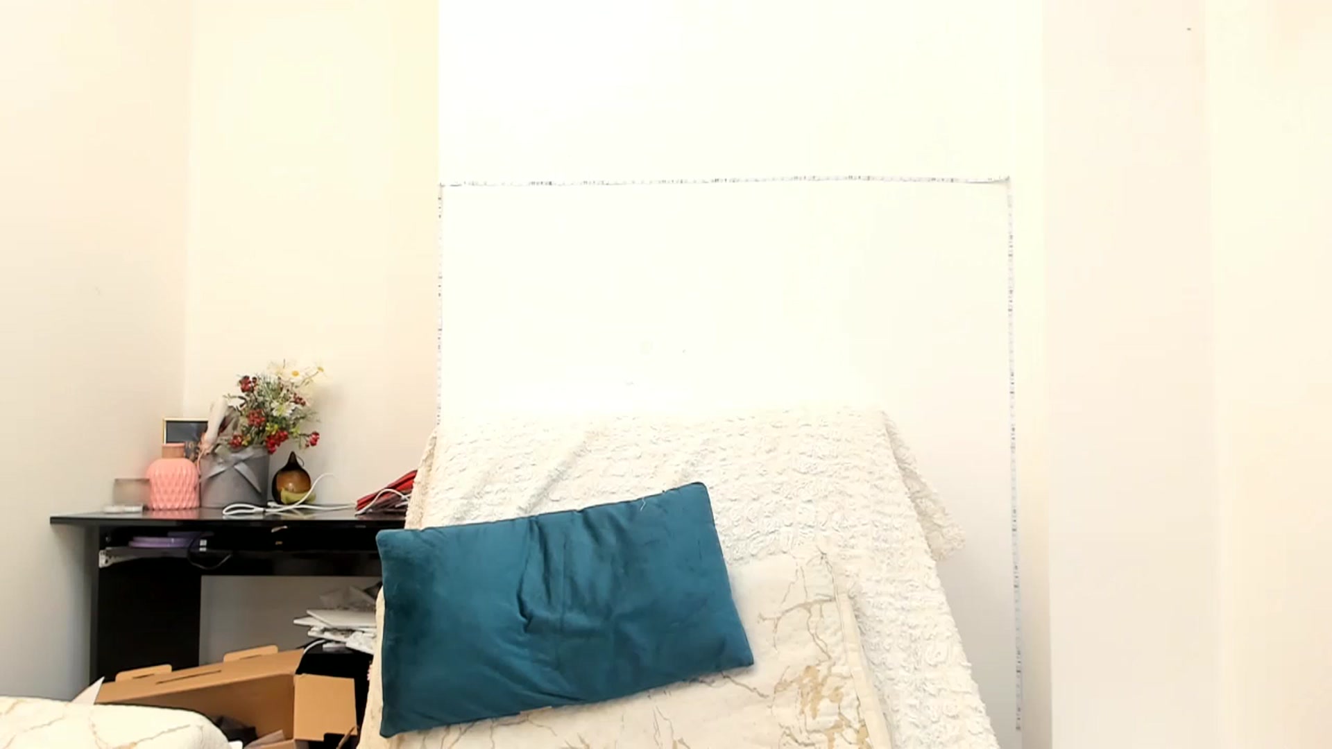 Gallery image thumbnail from Fallingdevil's myfreecams stream on, 04/24/2023, 11:00 image 10 of 20