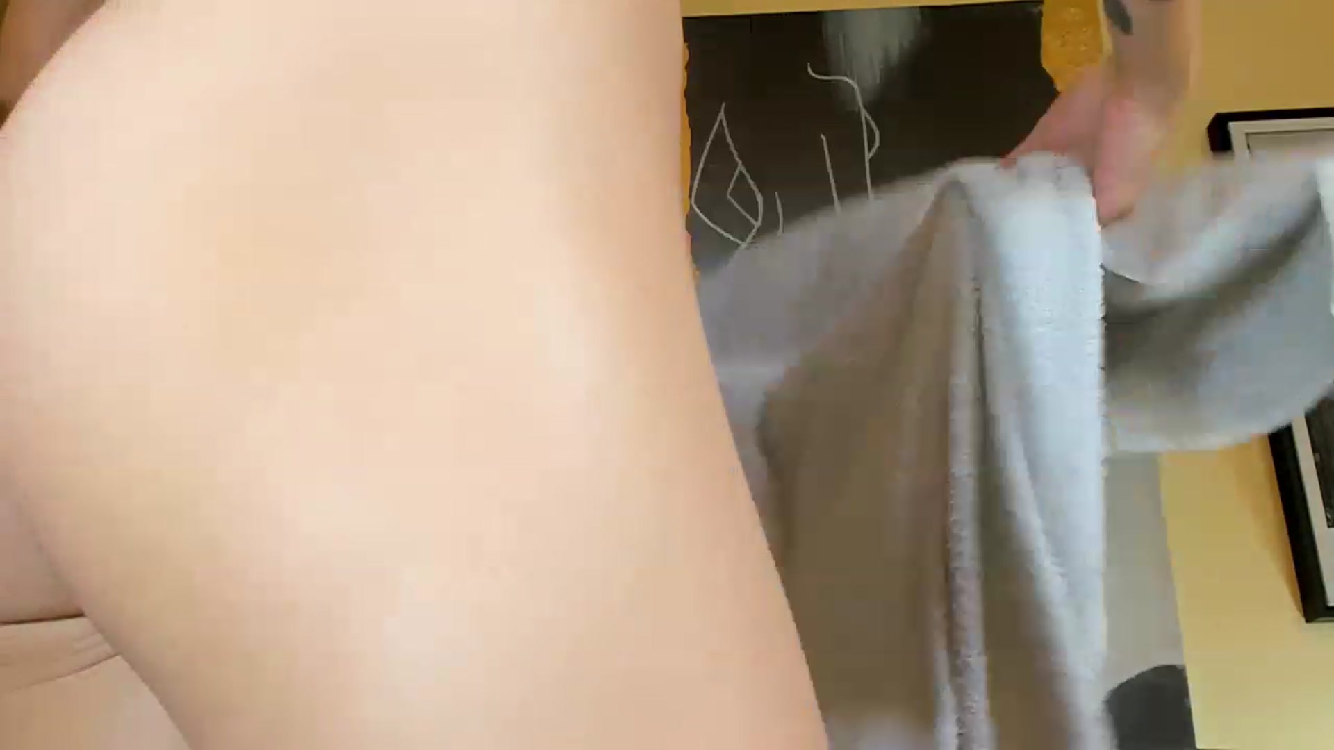 Gallery image thumbnail from Fallingdevil's myfreecams stream on, 07/03/2023, 10:04 image 10 of 20