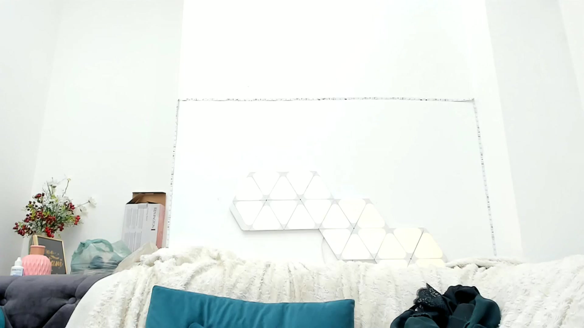 Gallery image thumbnail from Fallingdevil's myfreecams stream on, 10/26/2023, 23:55 image 19 of 20