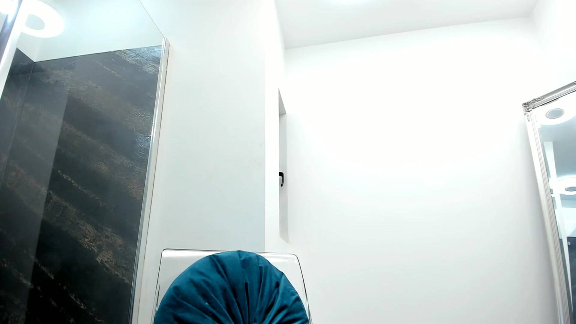 Gallery image thumbnail from Fallingdevil's myfreecams stream on, 11/01/2023, 22:06 image 20 of 20