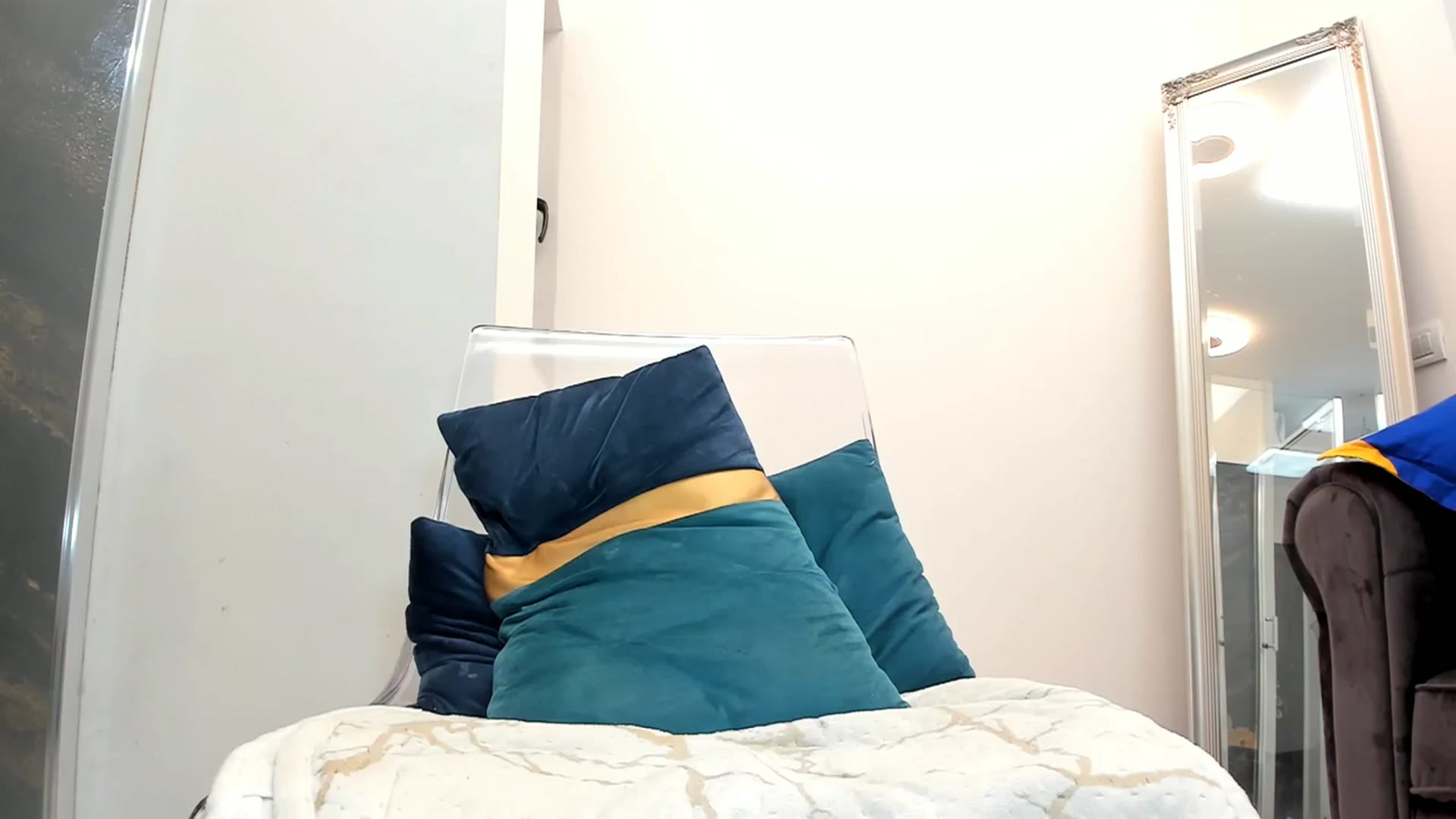 Gallery image thumbnail from Fallingdevil's myfreecams stream on, 11/26/2023, 08:02 image 4 of 20