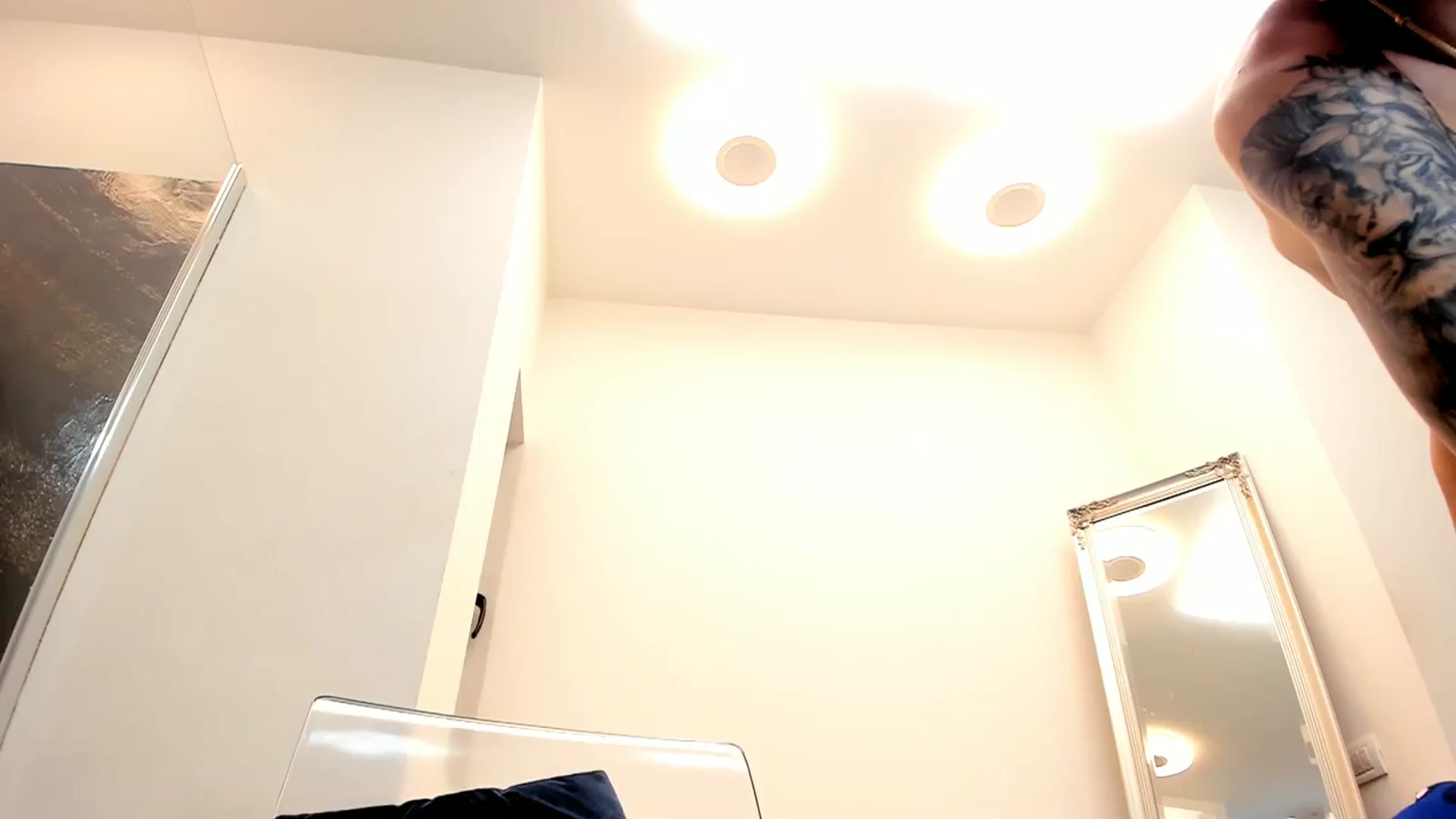 Gallery image thumbnail from Fallingdevil's myfreecams stream on, 11/26/2023, 08:02 image 17 of 20
