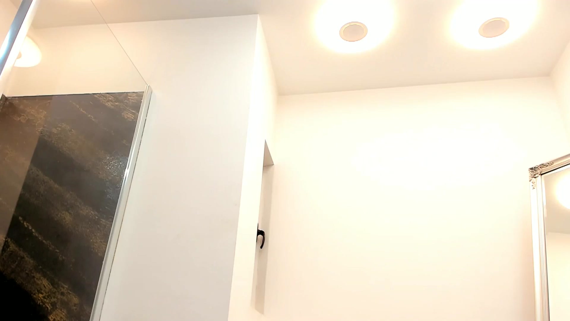 Gallery image thumbnail from Fallingdevil's myfreecams stream on, 12/23/2023, 13:48 image 19 of 20