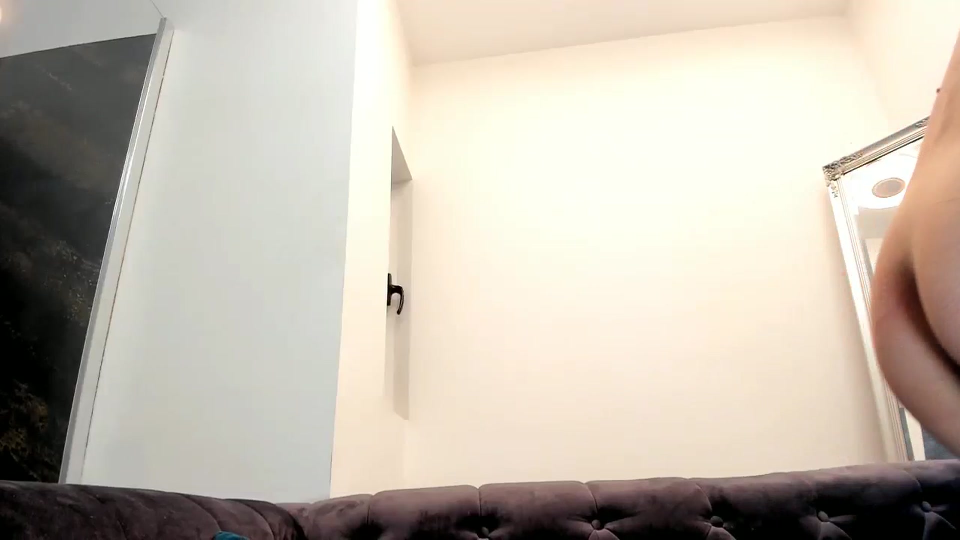 Gallery image thumbnail from Fallingdevil's myfreecams stream on, 03/03/2024, 14:19 image 7 of 20