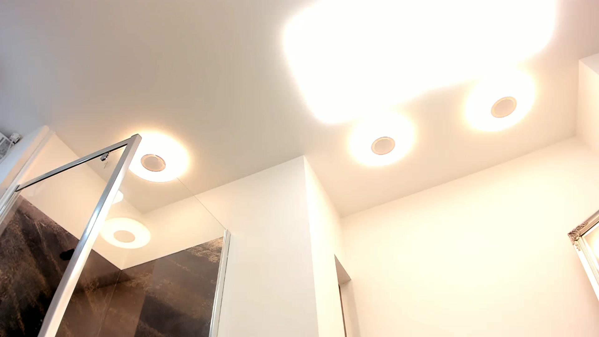 Gallery image thumbnail from Fallingdevil's myfreecams stream on, 03/21/2024, 14:52 image 4 of 20