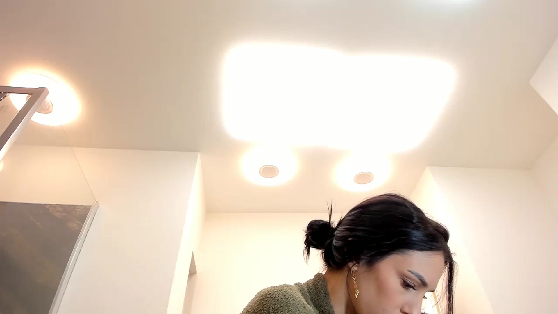 Gallery image thumbnail from Fallingdevil's myfreecams stream on, 03/24/2024, 10:52 image 16 of 20