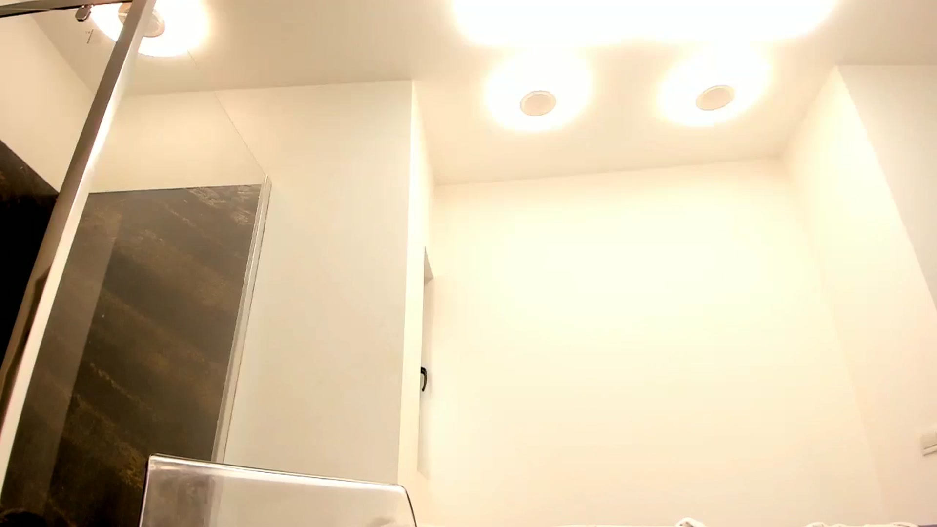 Gallery image thumbnail from Fallingdevil's myfreecams stream on, 05/20/2024, 07:14 image 16 of 20