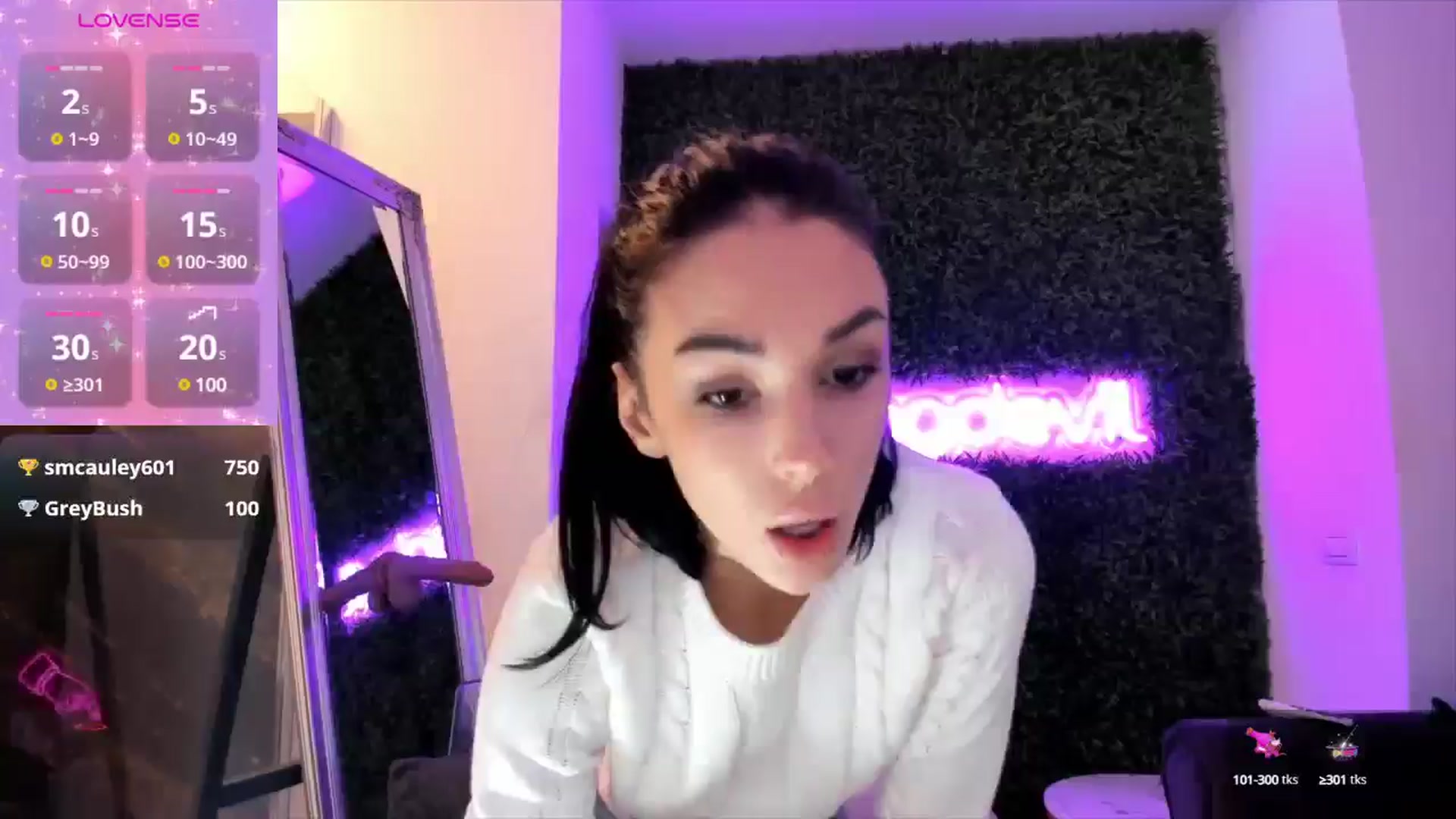 Gallery image thumbnail from Fallingdevil's myfreecams stream on, 02/05/2025, 12:20 image 18 of 20