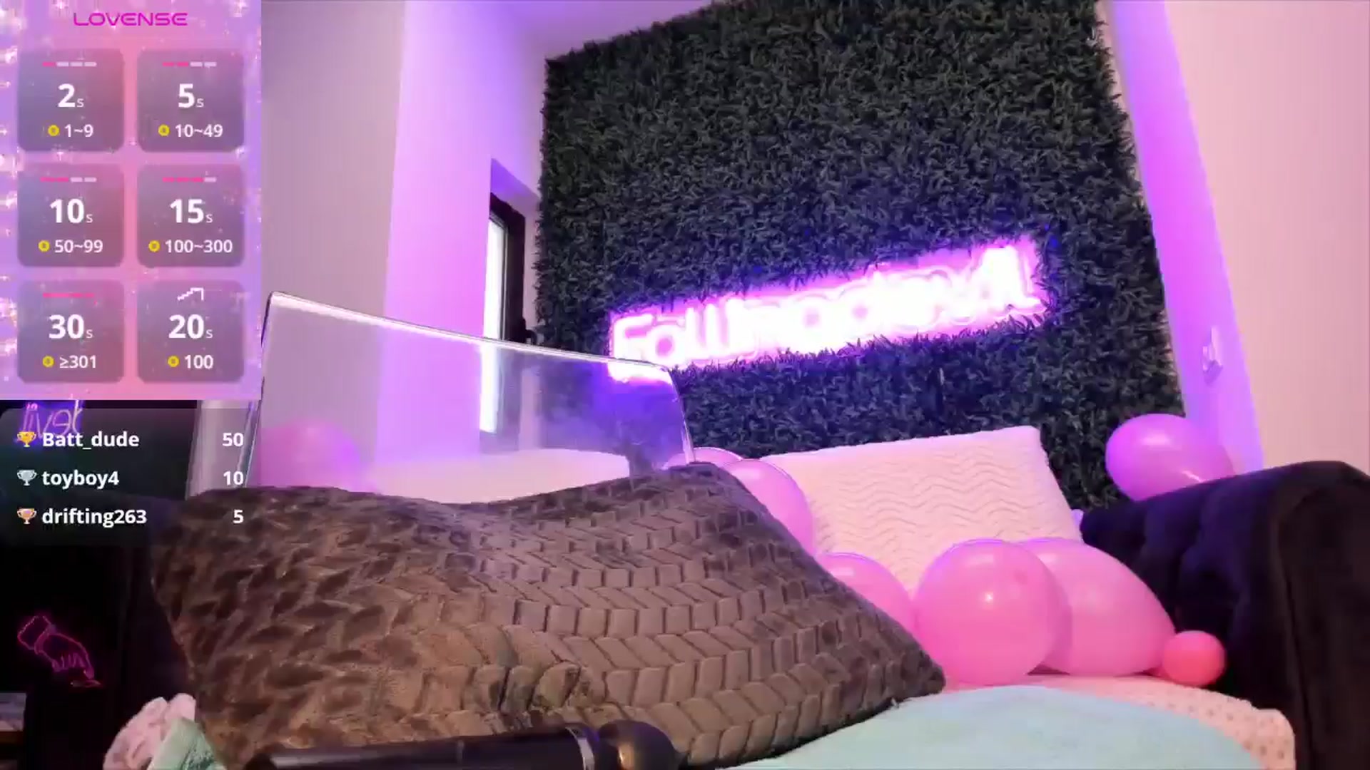 Gallery image thumbnail from Fallingdevil's myfreecams stream on, 02/16/2025, 12:09 image 5 of 20